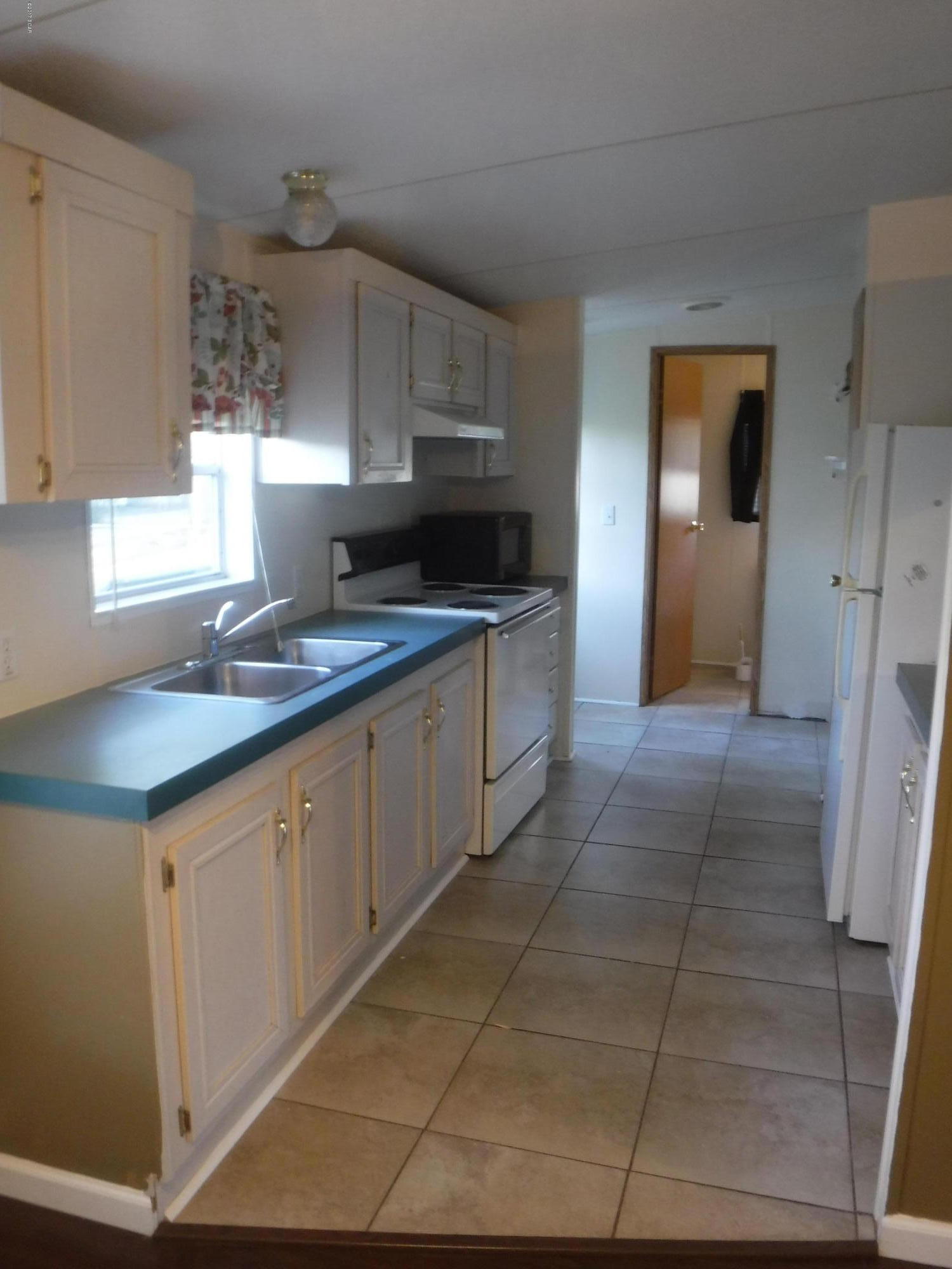 Sweetwater Village N Ph I - Residential Lease