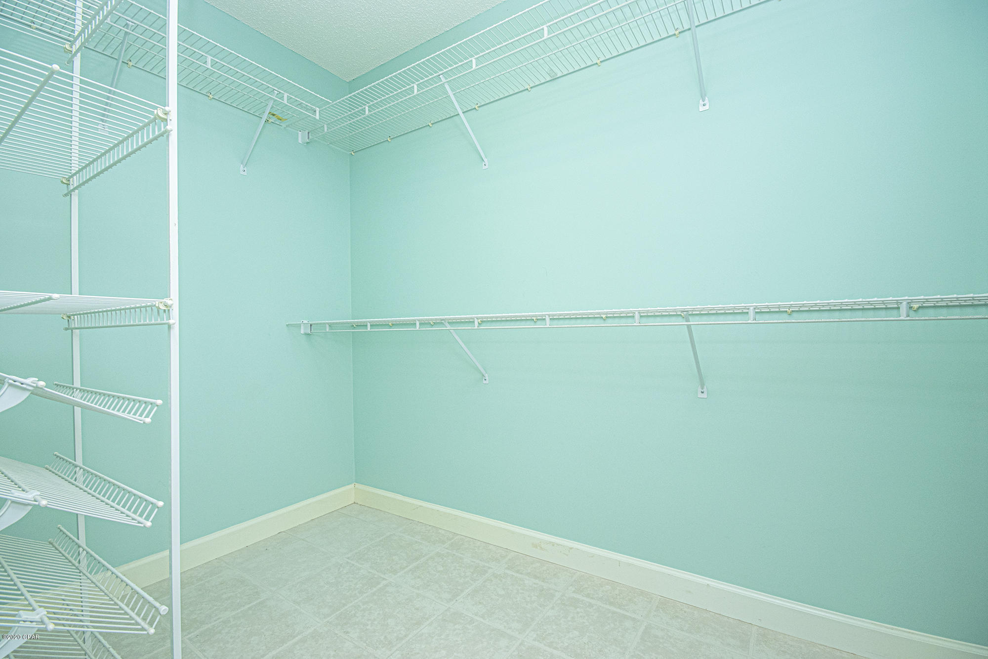 Pretty Bayou Hts 1st - Residential