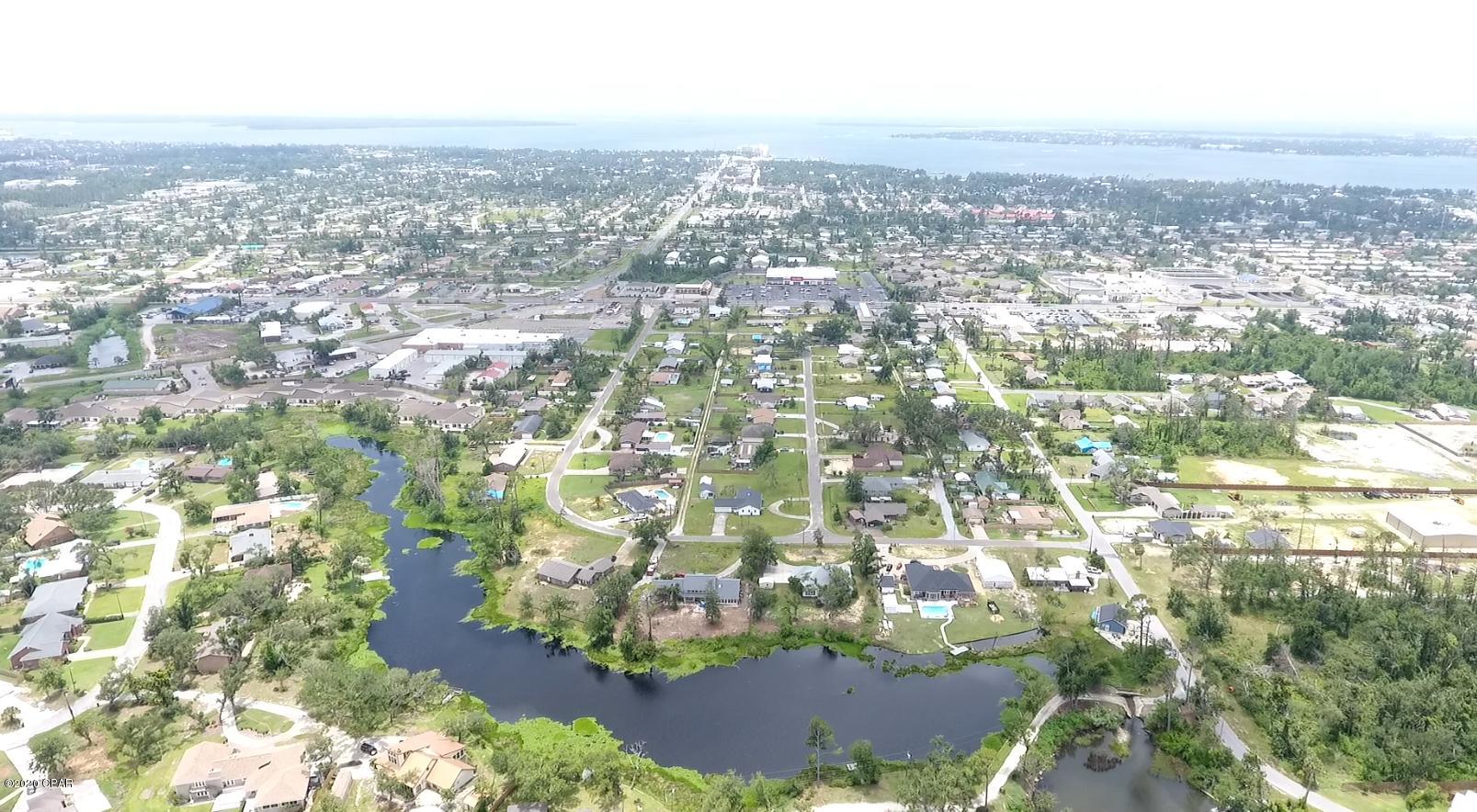 Pretty Bayou Hts 1st - Residential