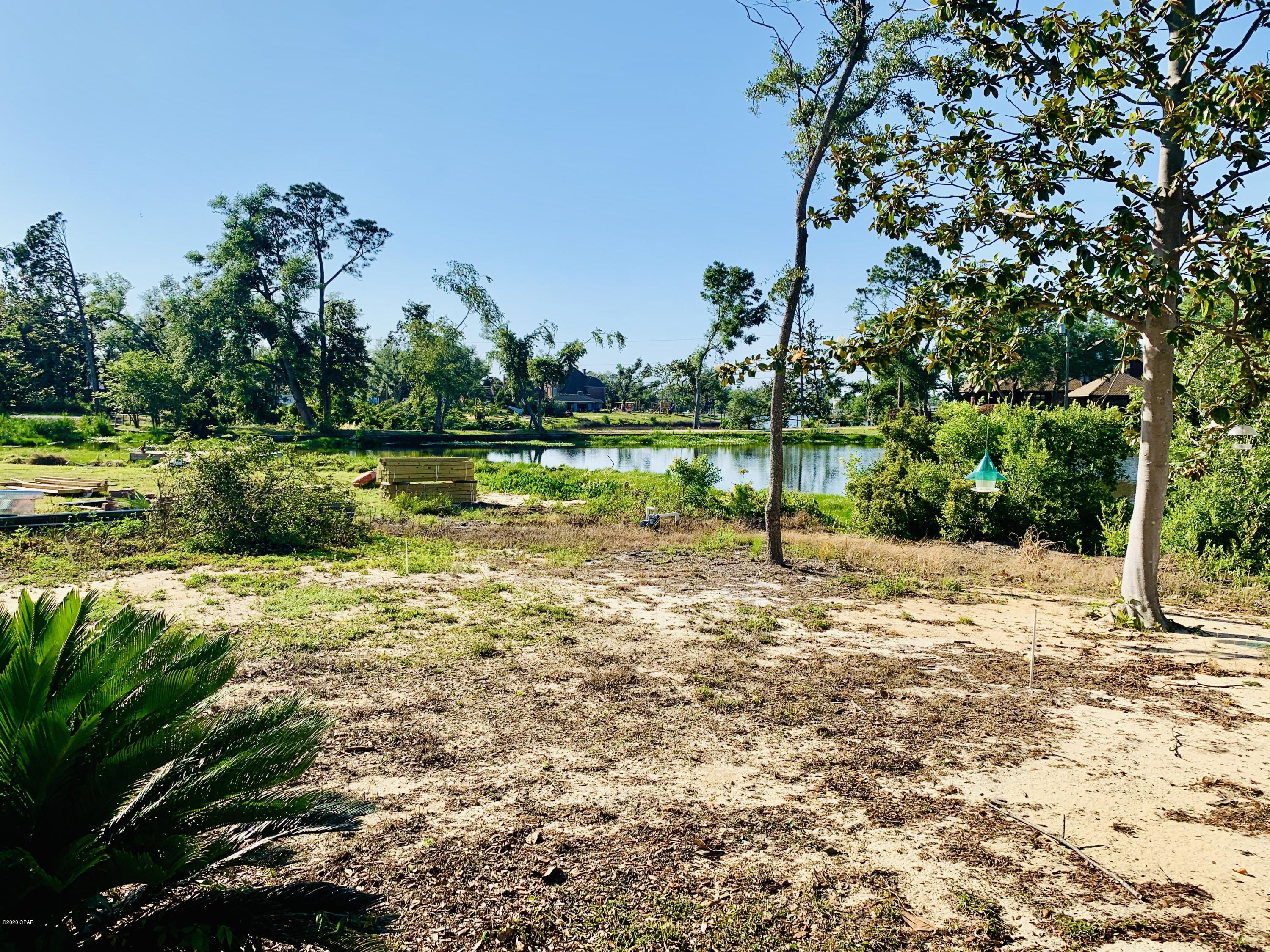 Pretty Bayou Hts 1st - Residential