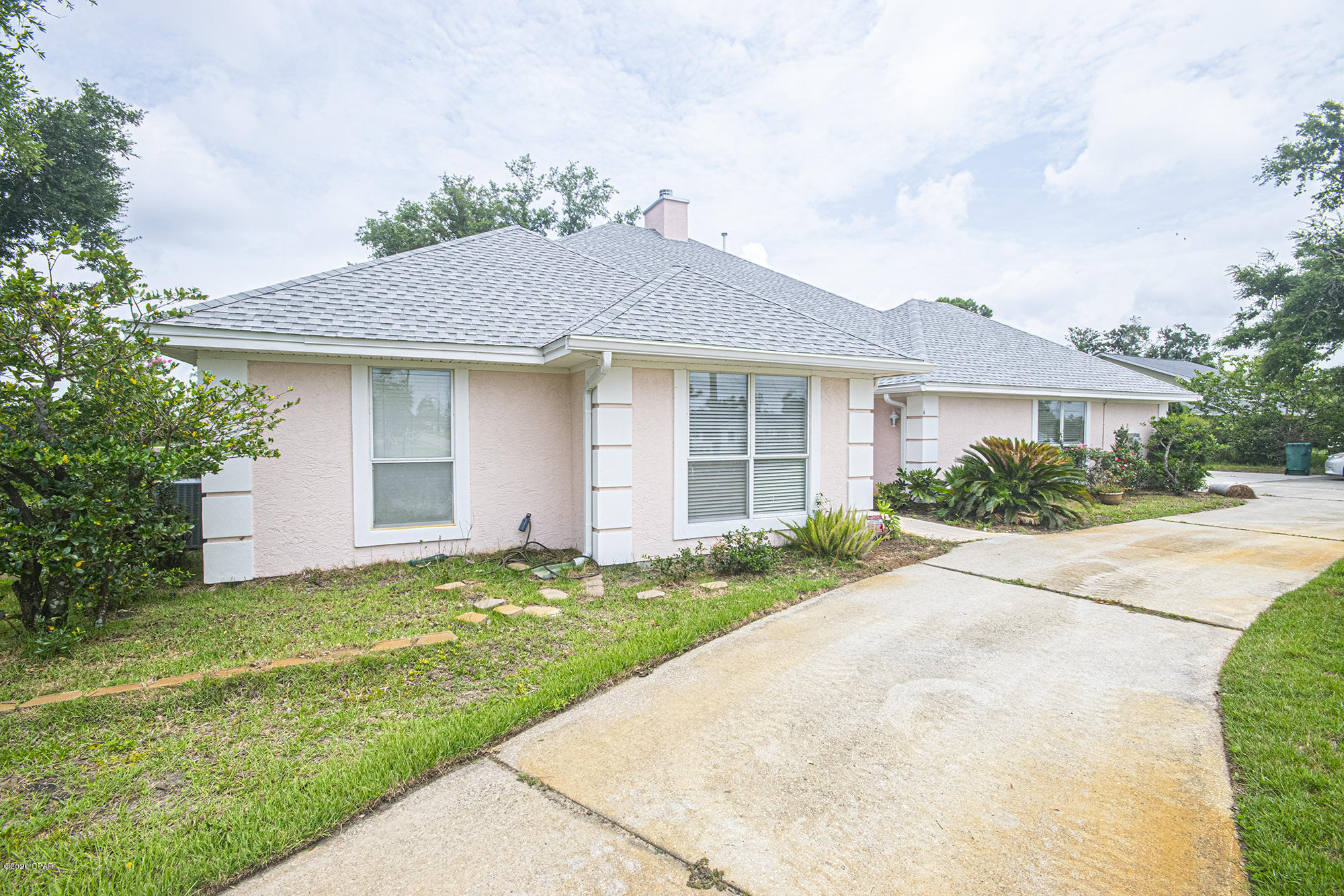 Pretty Bayou Hts 1st - Residential