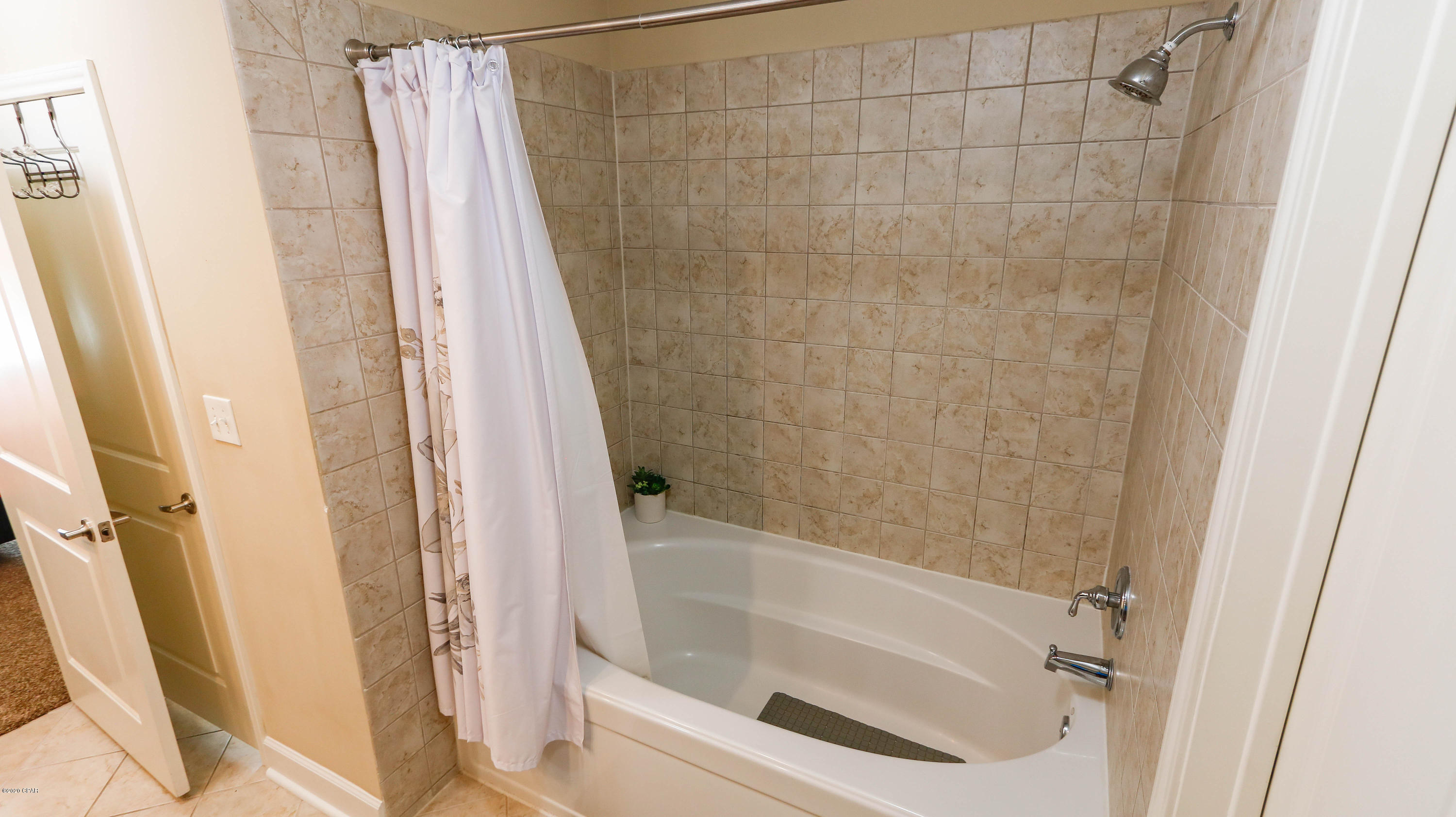 Island Reserve - Residential