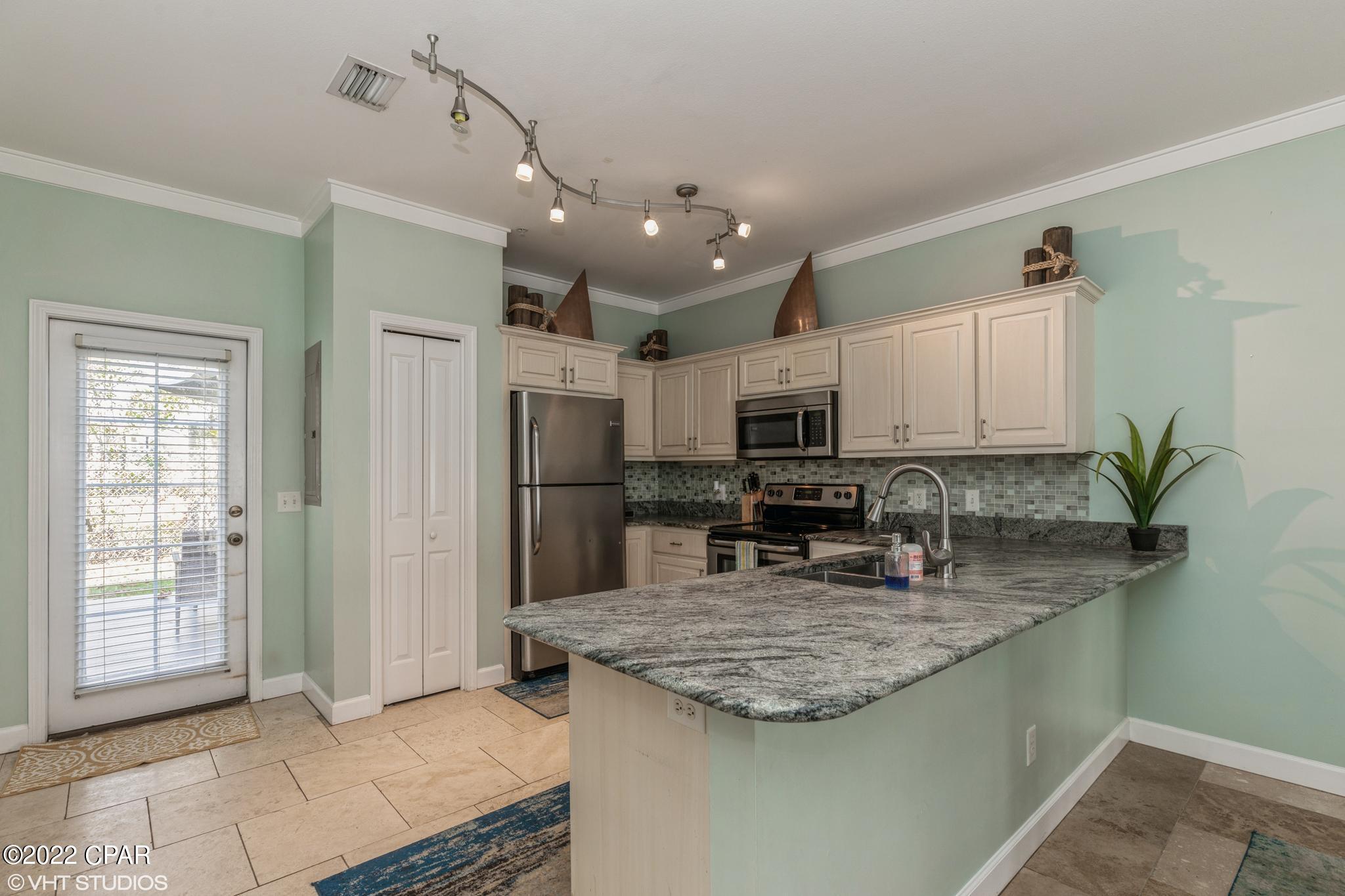 Annabella's Townhomes - Residential