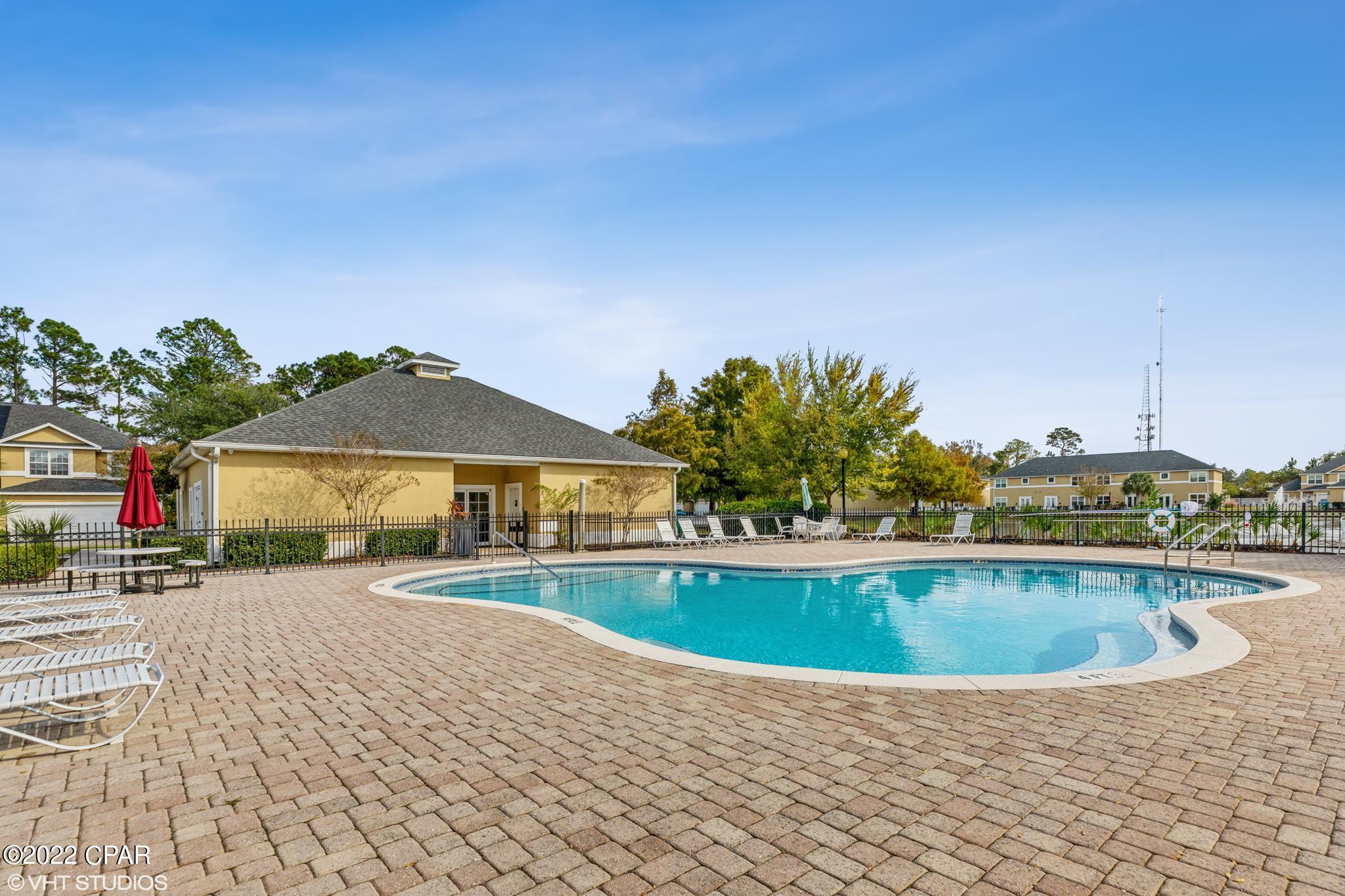 Annabella's Townhomes - Residential