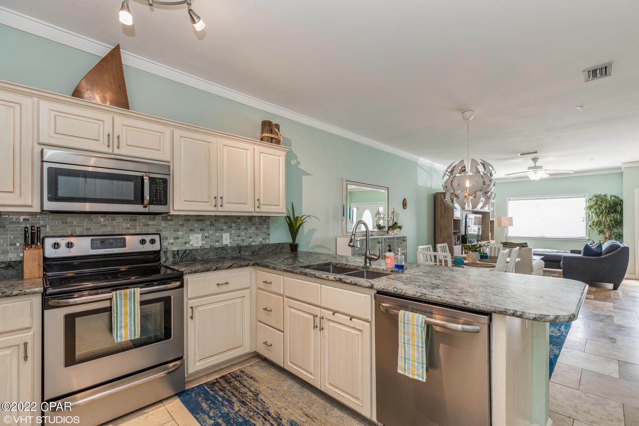 Annabella's Townhomes - Residential