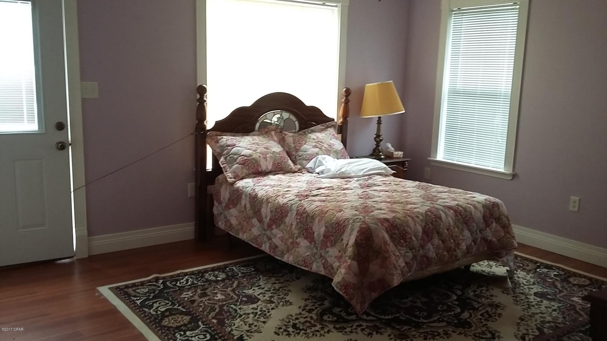 Blue Lakes Trailer Park - Residential