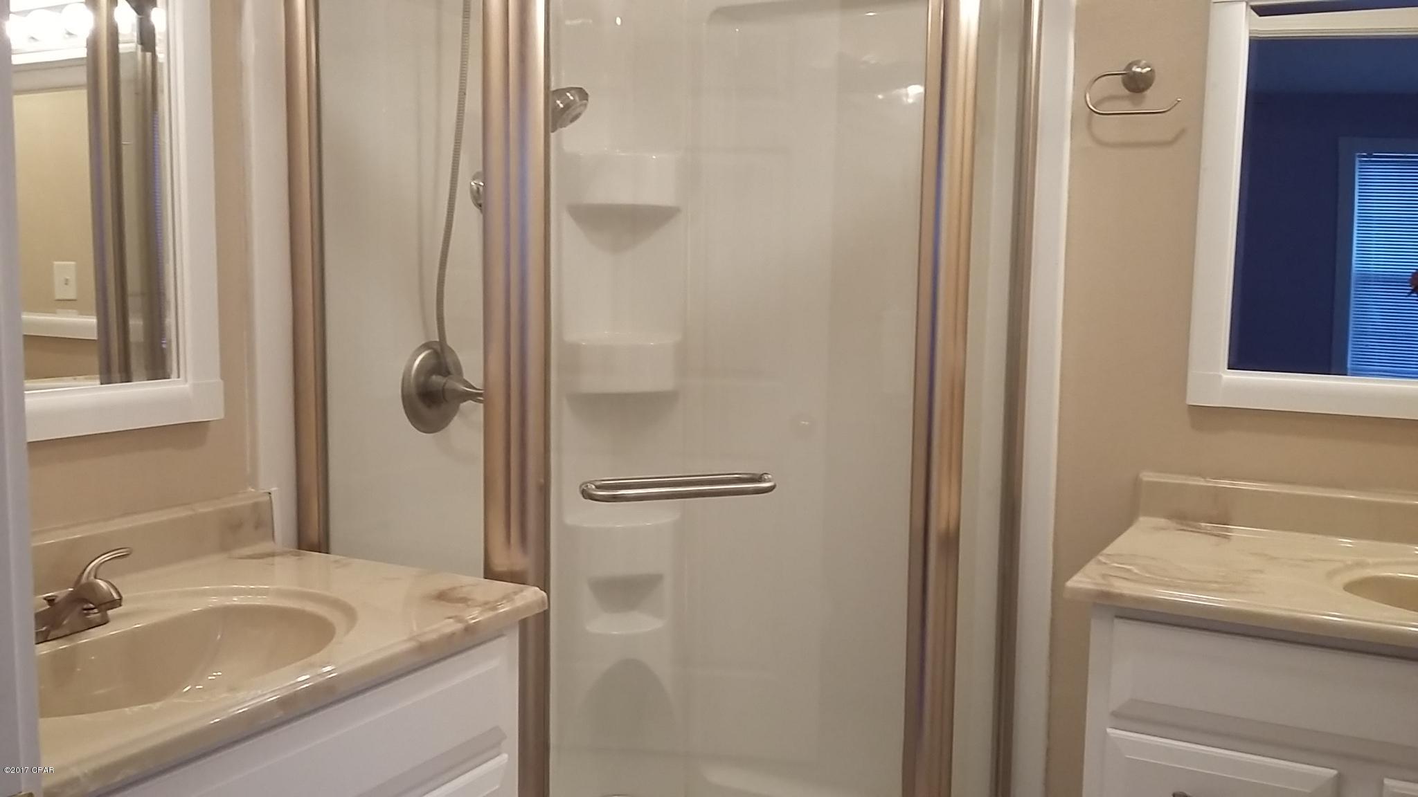 Blue Lakes Trailer Park - Residential