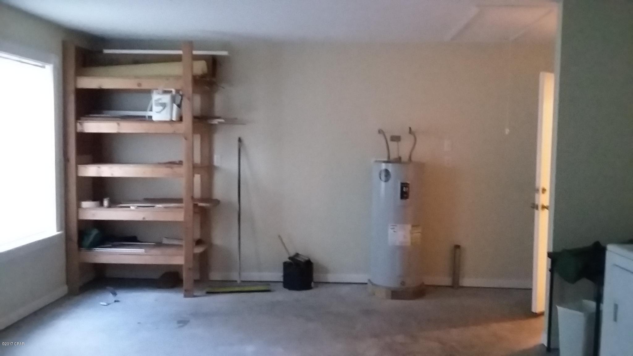 Blue Lakes Trailer Park - Residential