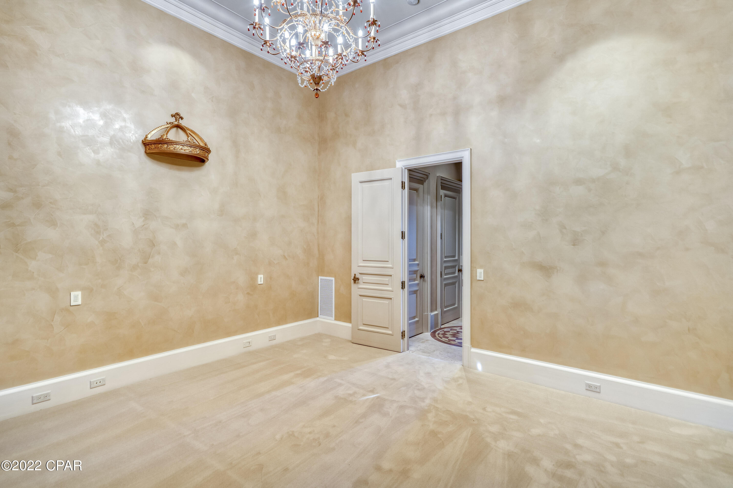 Panama City, FL, 32408, US, 4 Bedrooms Bedrooms, ,7 BathroomsBathrooms,Residential,Active,1674504