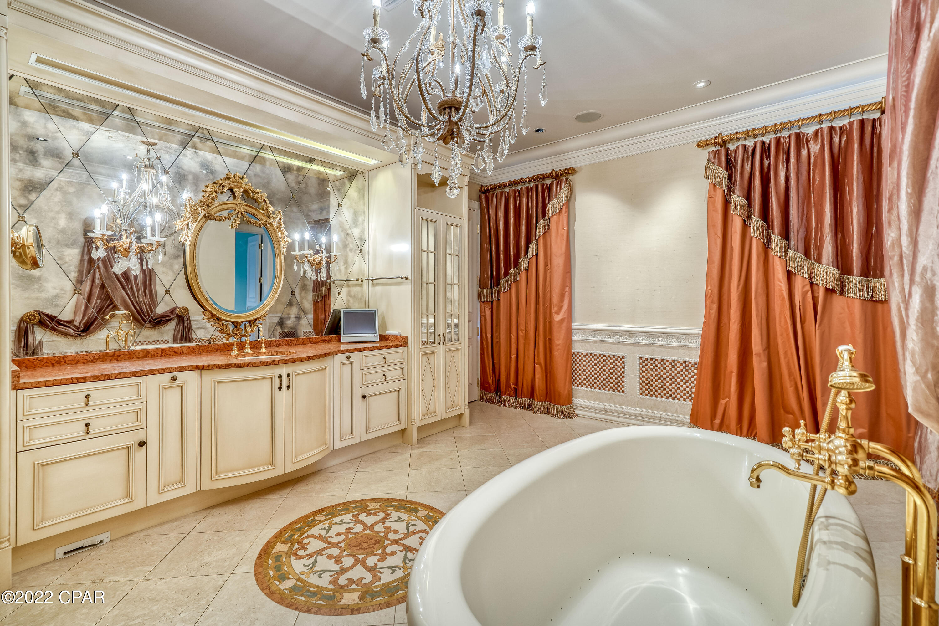 Panama City, FL, 32408, US, 4 Bedrooms Bedrooms, ,7 BathroomsBathrooms,Residential,Active,1674504