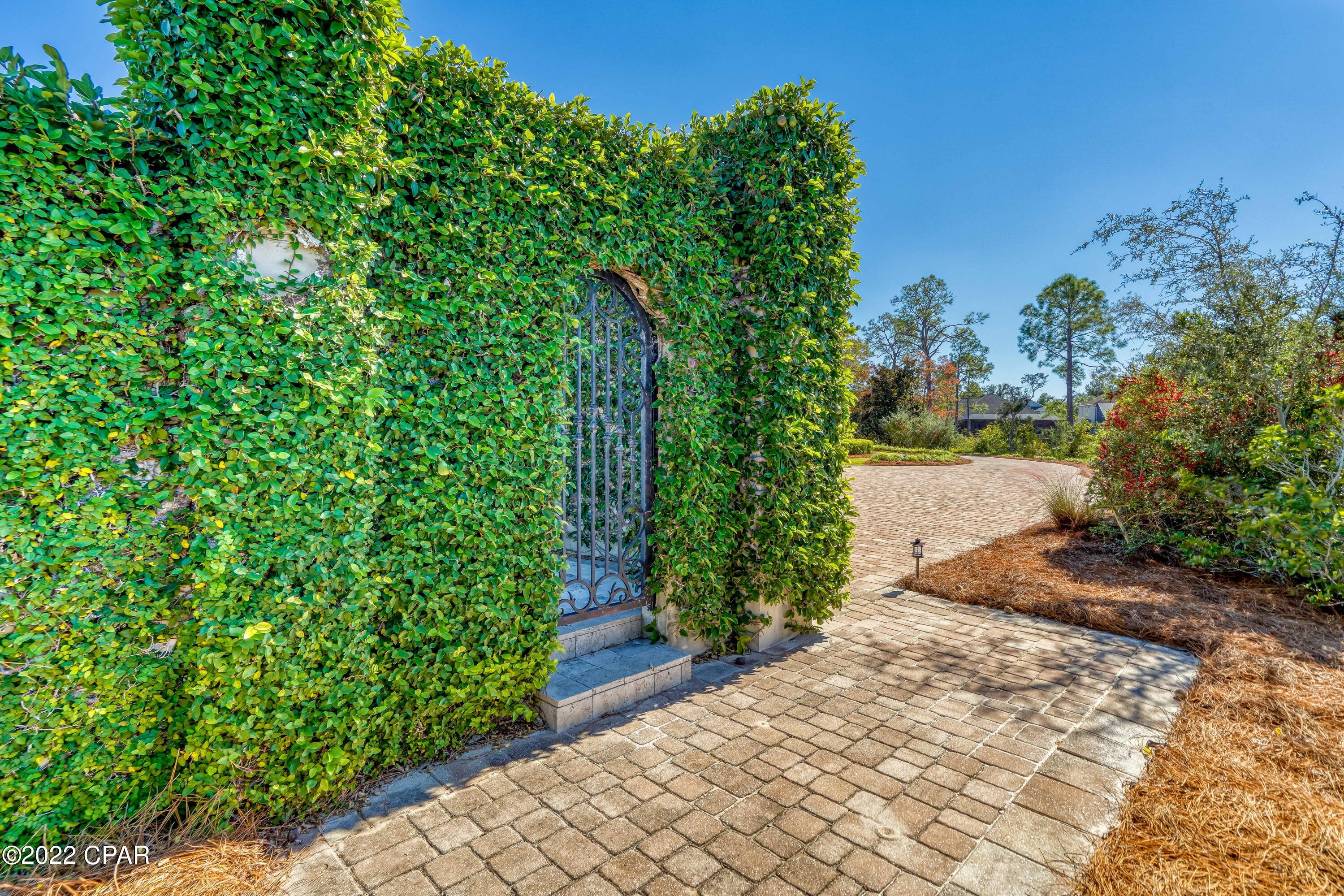 Panama City, FL, 32408, US, 4 Bedrooms Bedrooms, ,7 BathroomsBathrooms,Residential,Active,1674504