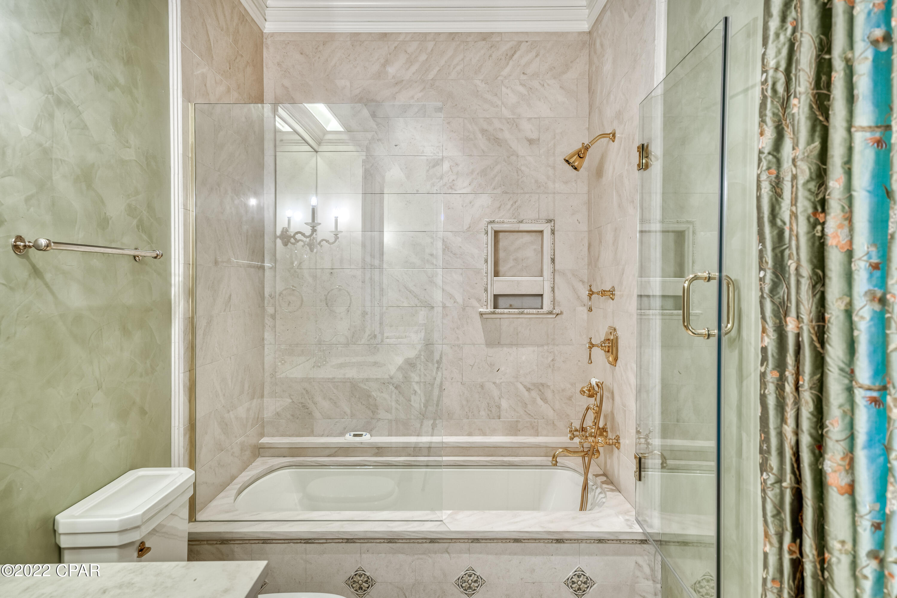 Panama City, FL, 32408, US, 4 Bedrooms Bedrooms, ,7 BathroomsBathrooms,Residential,Active,1674504