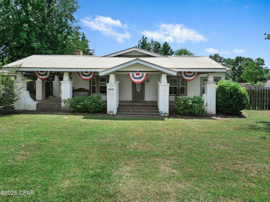 Move in ready historic southern craftsman home! Home is situated on a nice size lot on a paved road just off HWY 231, making it convenient to Panama City Beach or Dothan AL. Property features a barn for parking a RV, a 22x30 outbuilding the is part heated and cooled that would make a nice office space or man cave. The other part of the outbuilding could be used as a tool shed or storage. New ac installed in 2020 as well as solar panels in 2021 making home more efficient and monthly electric bills much more manageable. Solar panels will be free and clear to new owners as the note on them will be satisfied at closing. With over 2100 sq feet you will have room to spread out!  Please call today to schedule your showing! All measurements are approximated please verify if important. 

* Key Feature*

-Large Porches
-Covered Parking
-Rv Shed 
-Heated and Cooled Outbuilding
-Pool
-Fenced Back Yard 
-Backyard Fire Pit 
-Solar Panels 
-New AC