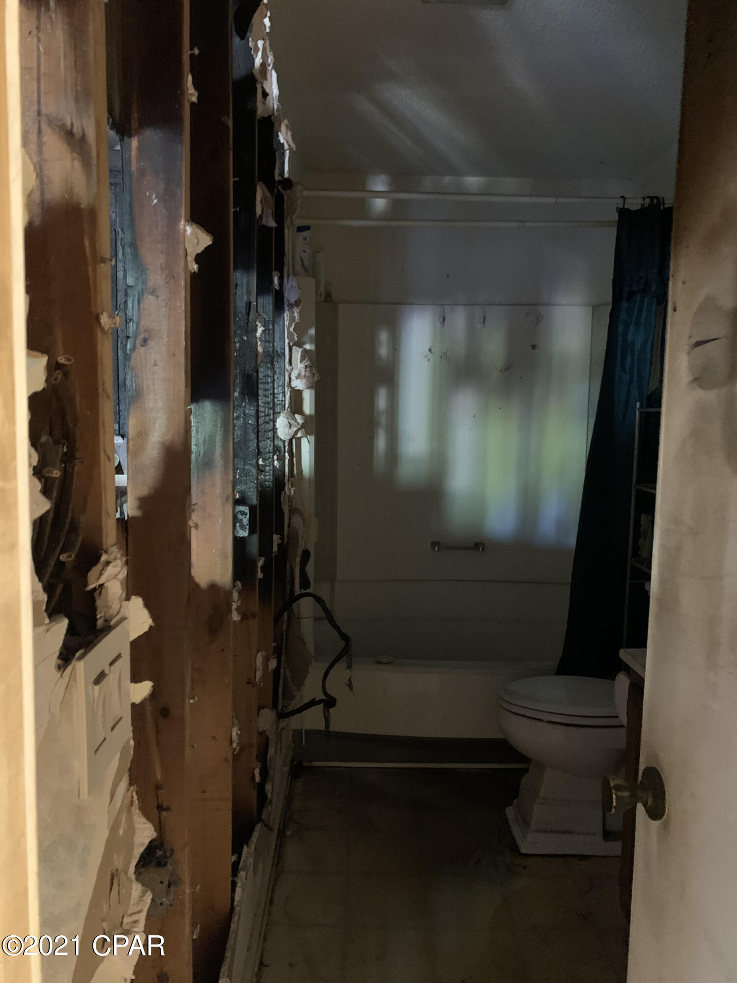 Diamond Head-Lakeside - Residential