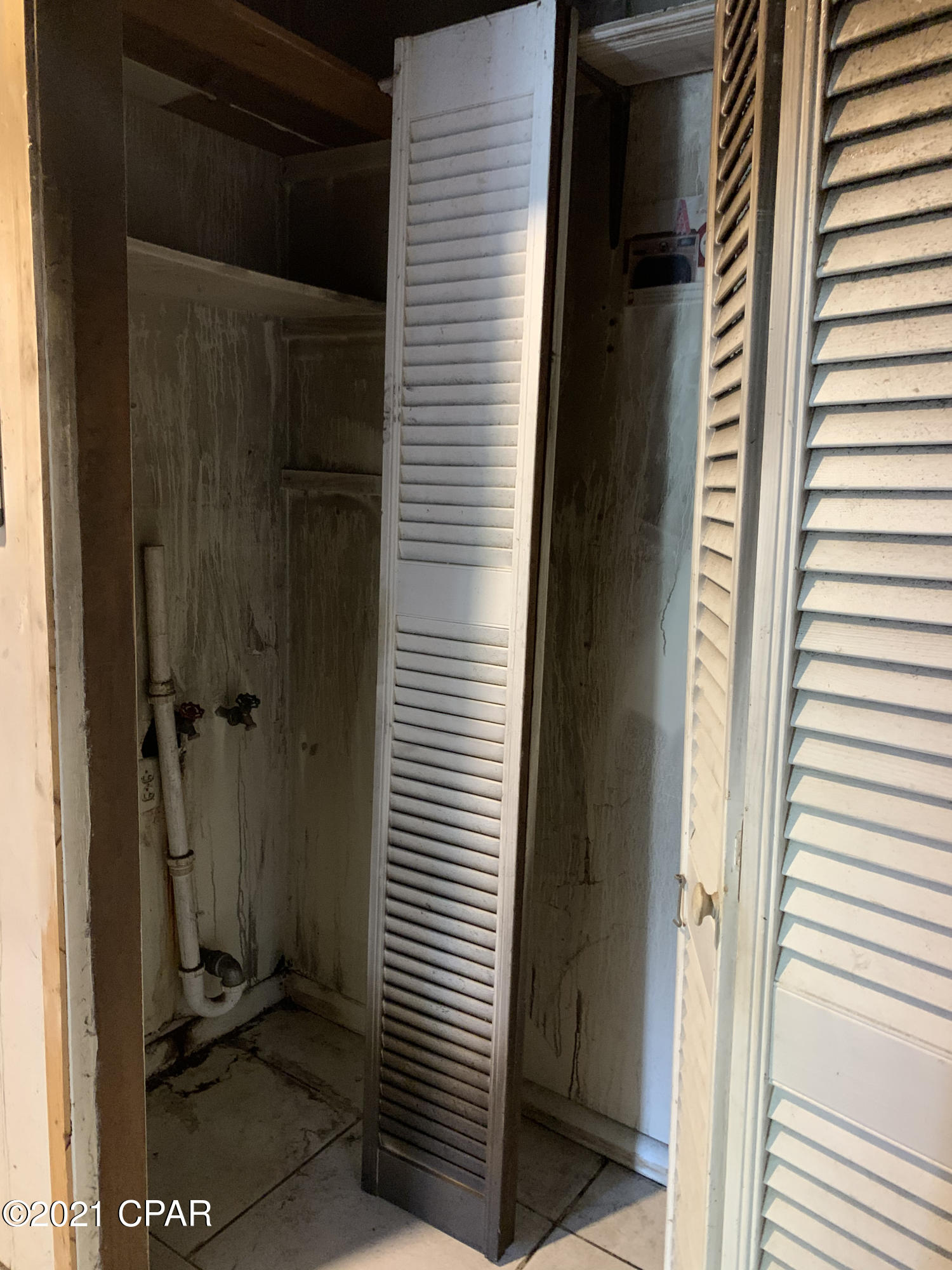 Diamond Head-Lakeside - Residential