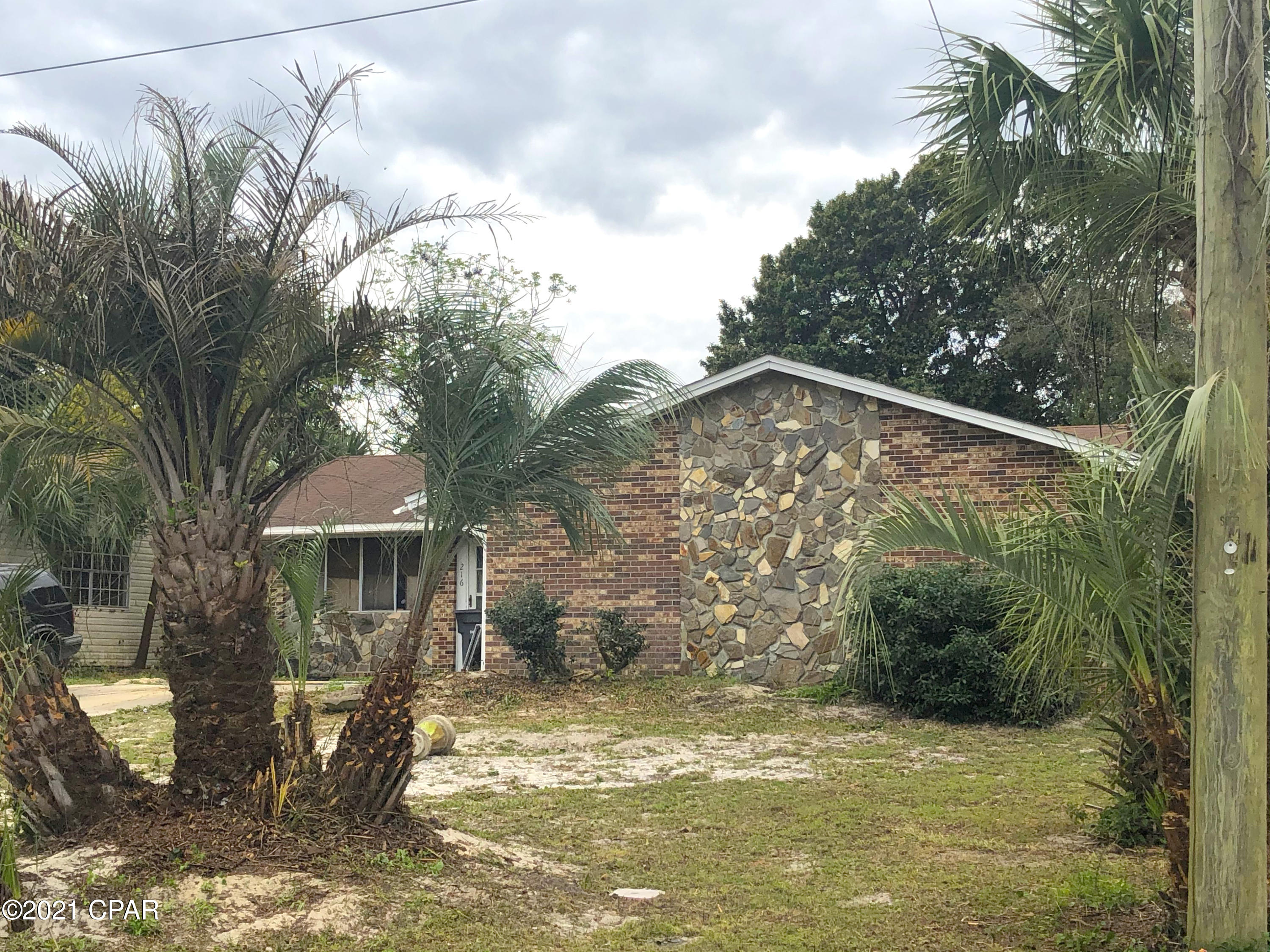 Diamond Head-Lakeside - Residential