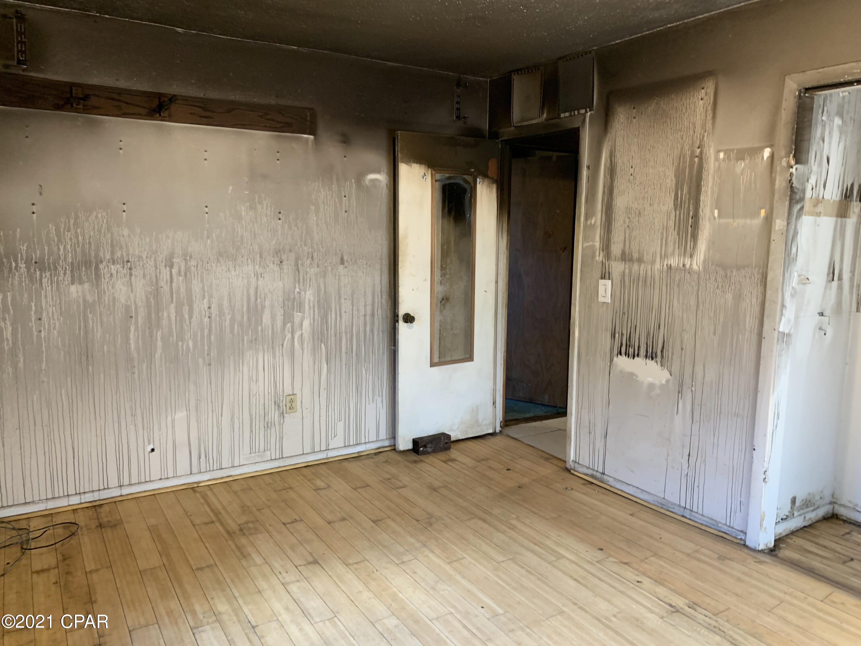 Diamond Head-Lakeside - Residential