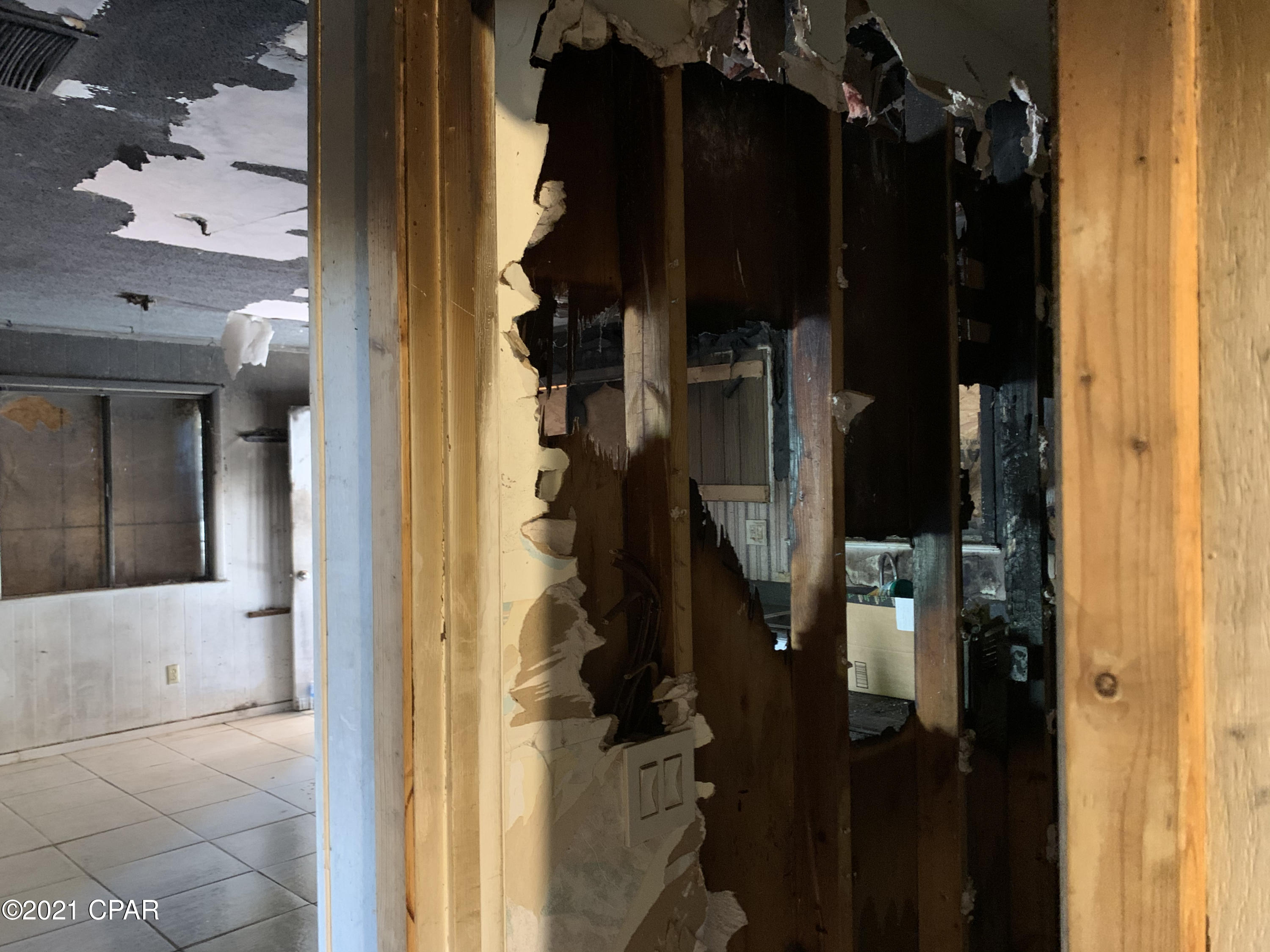 Diamond Head-Lakeside - Residential