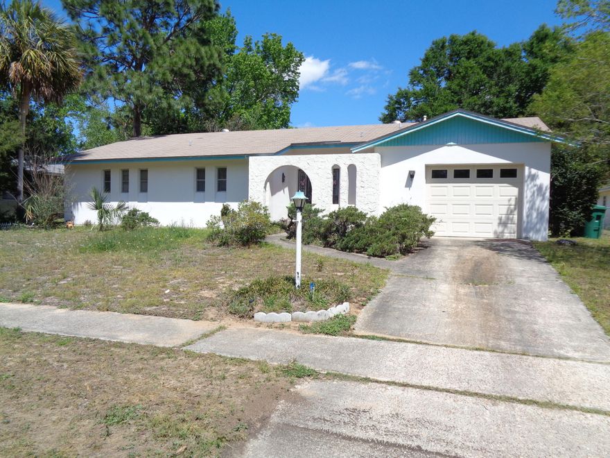 Lots of space in this home. Priced to sell. This is an estate sell.  Home needs some little TLC. Three bedrooms and two and half baths. Large rooms . Dining room and kitchen has new flooring. Make your appointment to see this home.