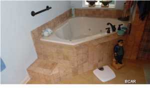 Leisure Lakes - Residential