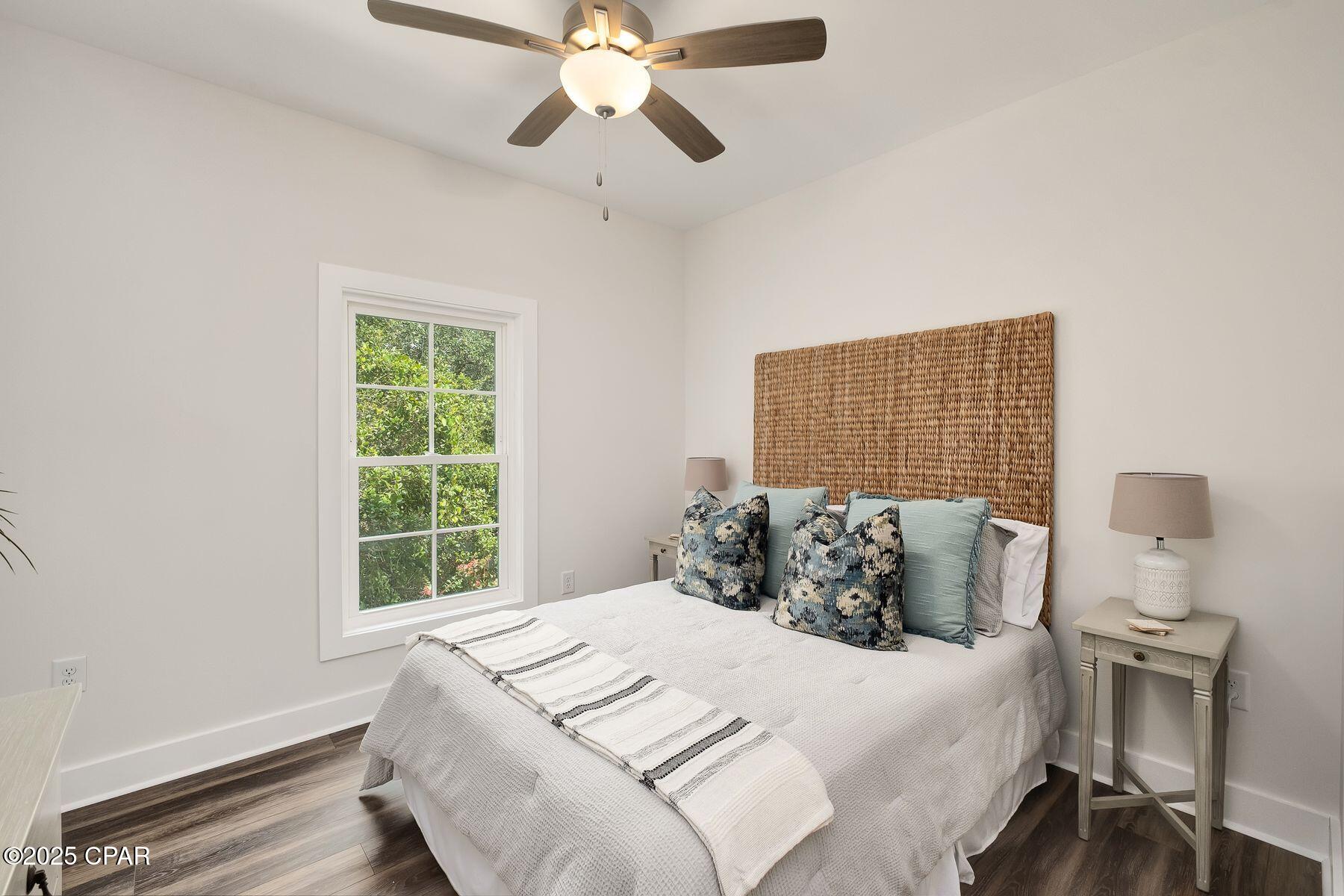 Laguna Beach 8th Add - Residential