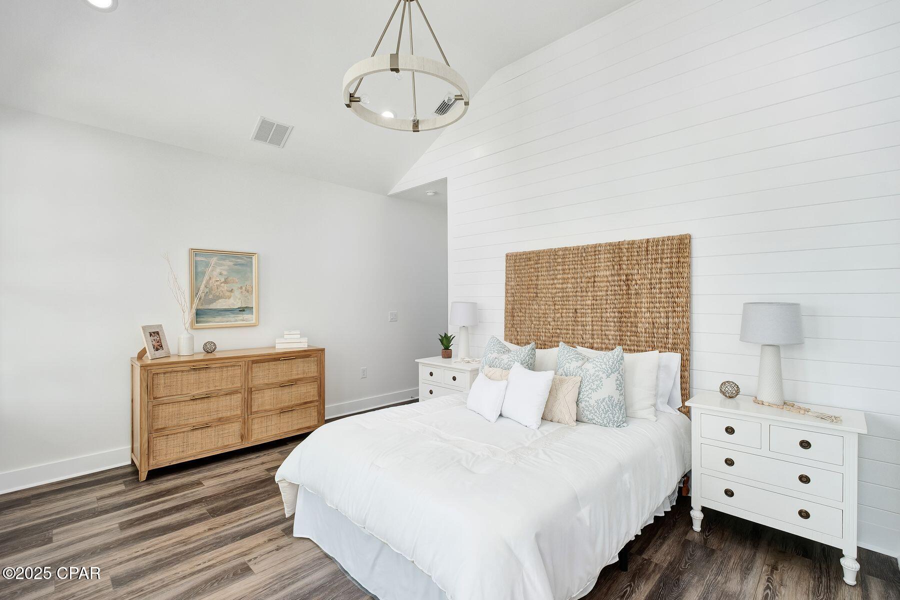 Laguna Beach 8th Add - Residential