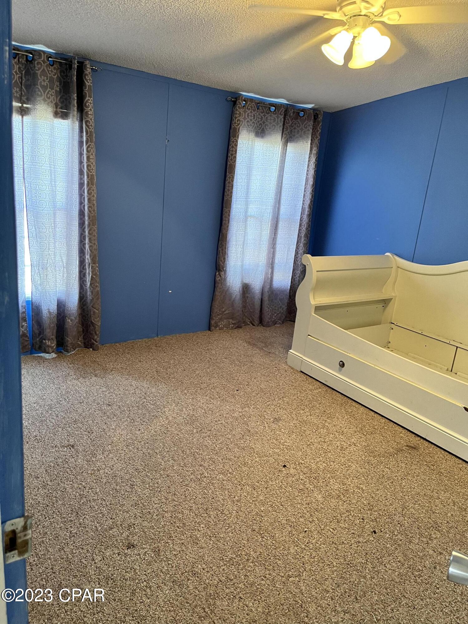 North Lagoon Oaks - Residential