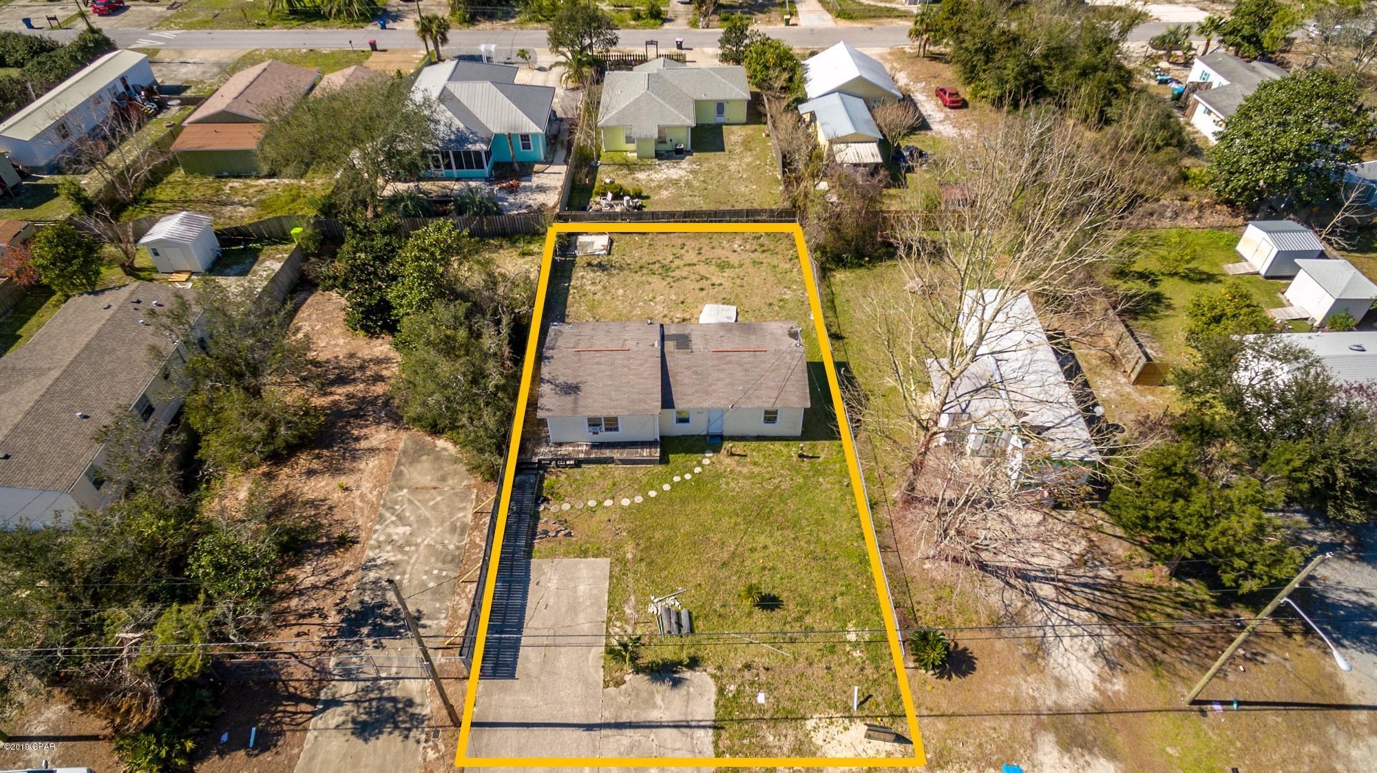 Bahama Heights - Land