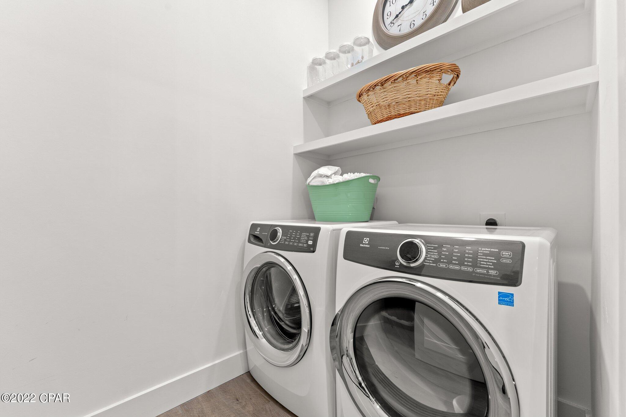 Rivercamps On Crooked Creek - Residential