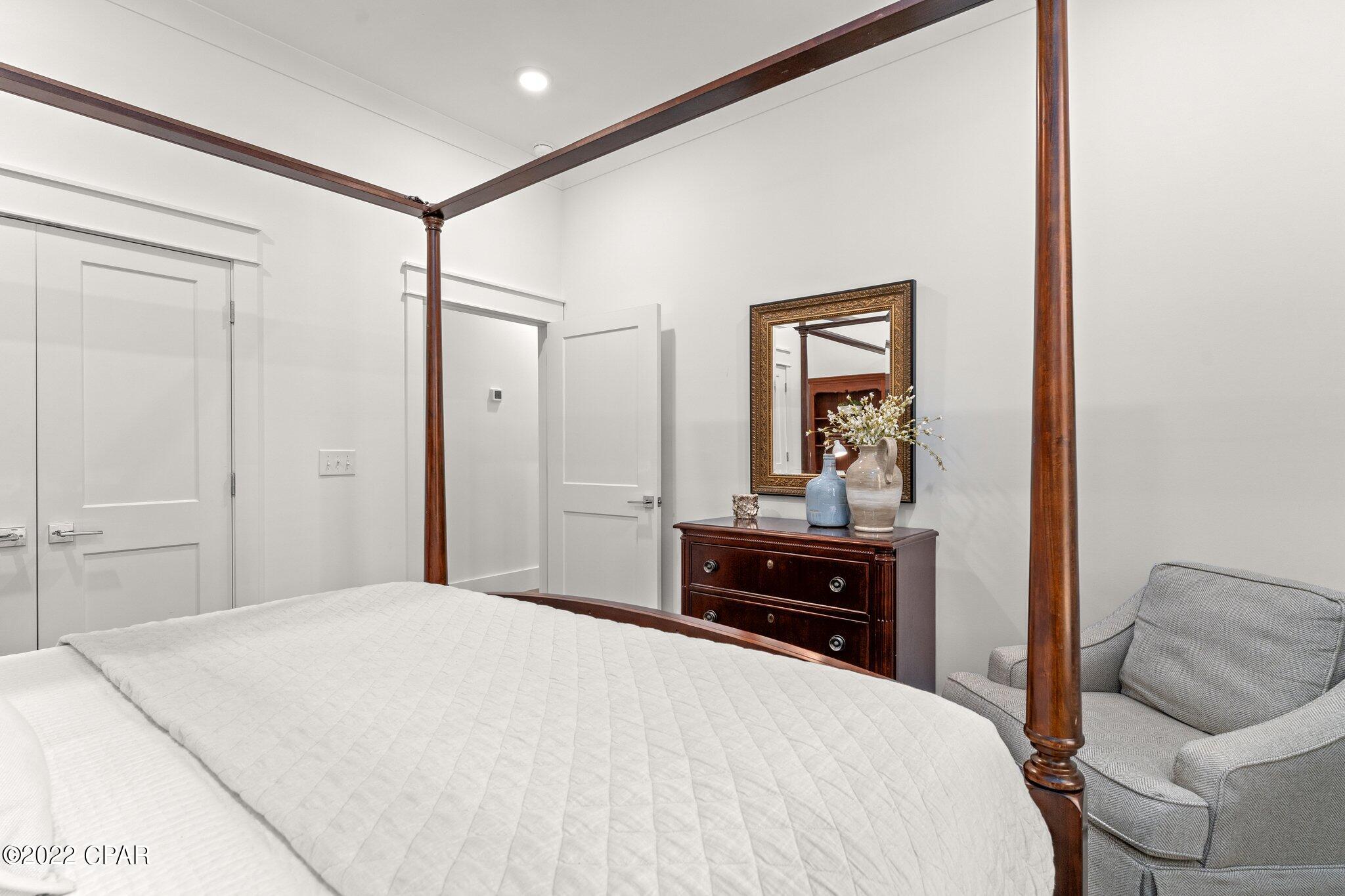 Rivercamps On Crooked Creek - Residential