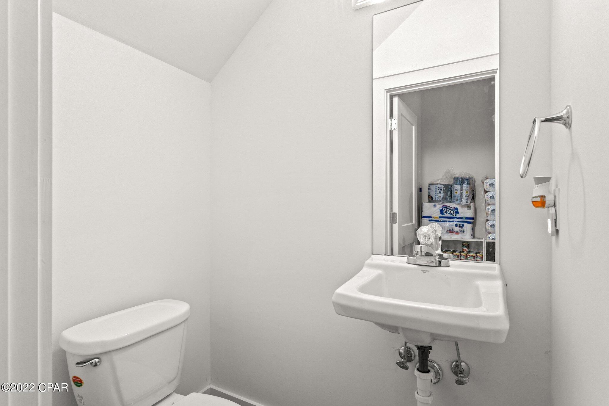 Rivercamps On Crooked Creek - Residential