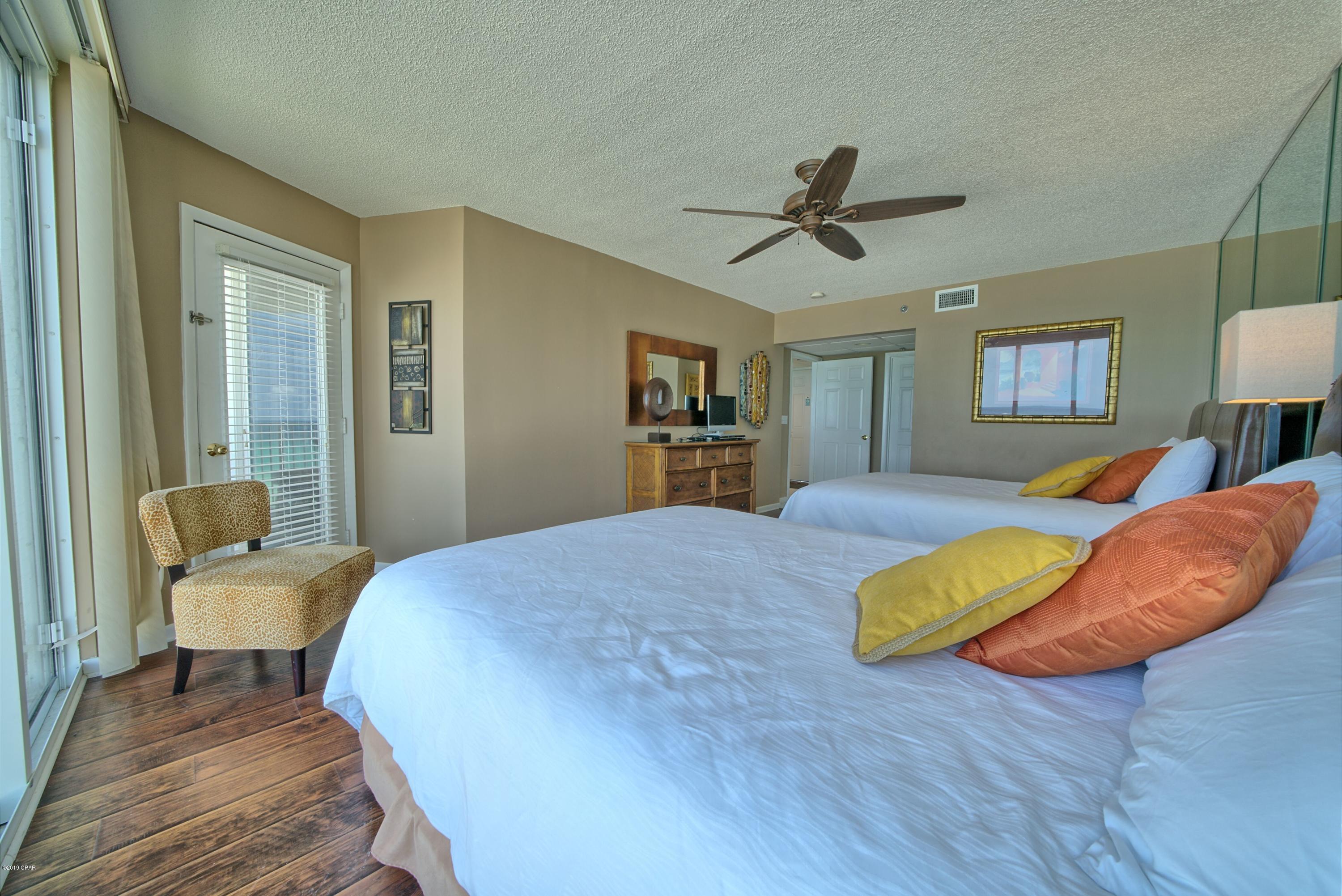 Long Beach Towers III - Residential