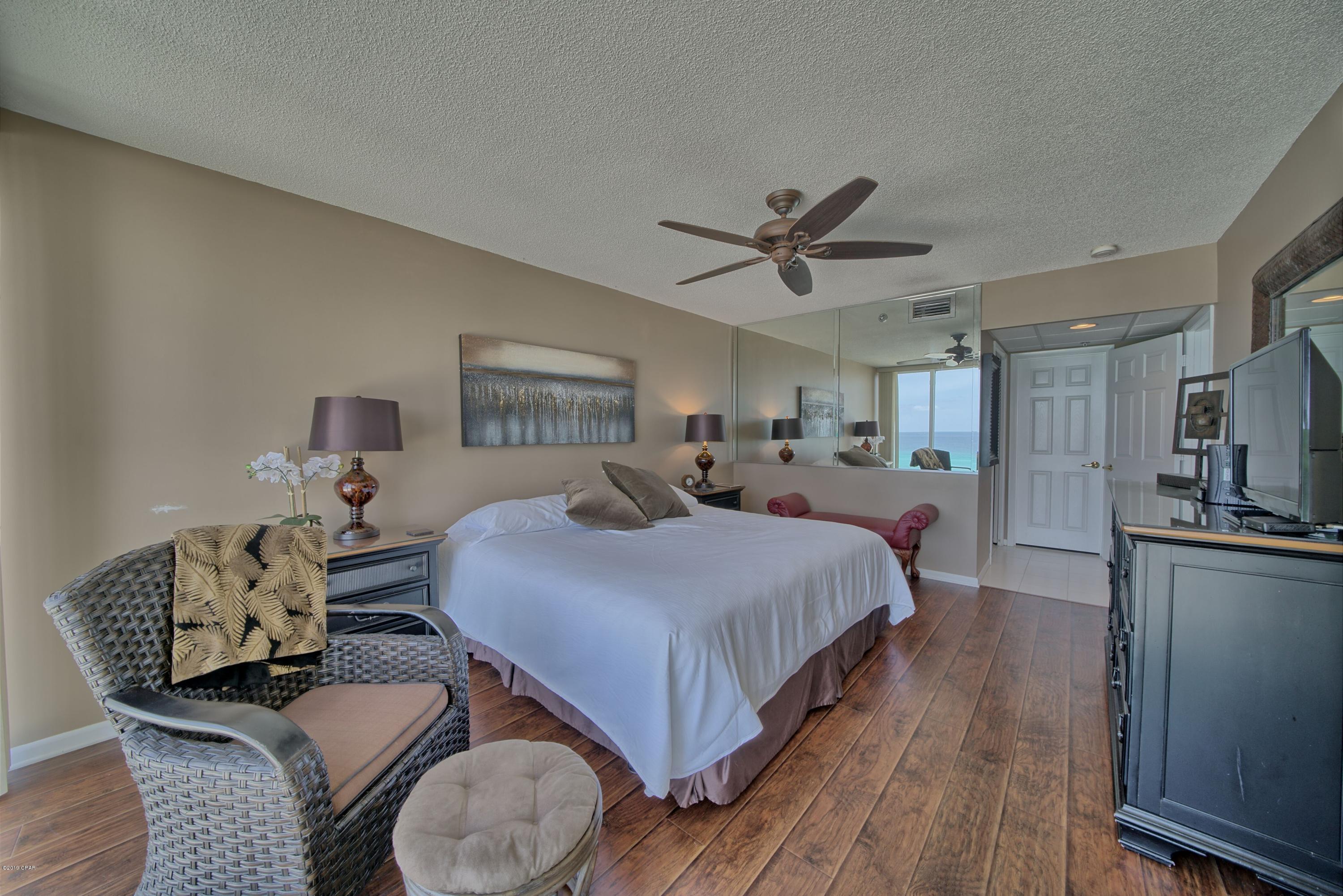 Long Beach Towers III - Residential