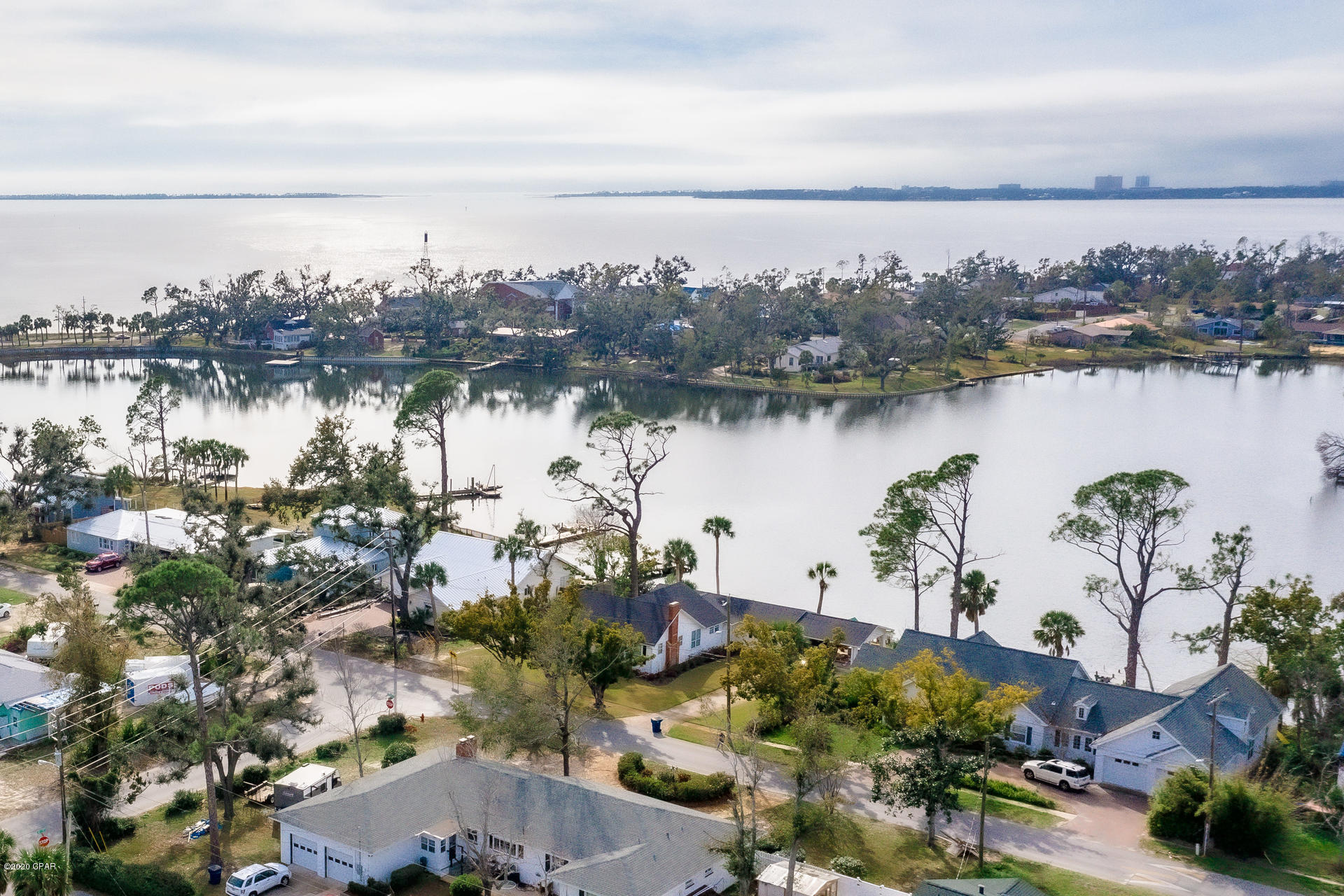 Harris, C.E. 1st - Residential