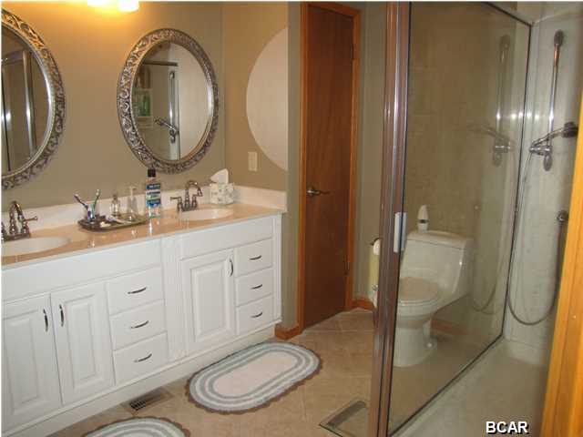 Belaire Estates U-6 - Residential