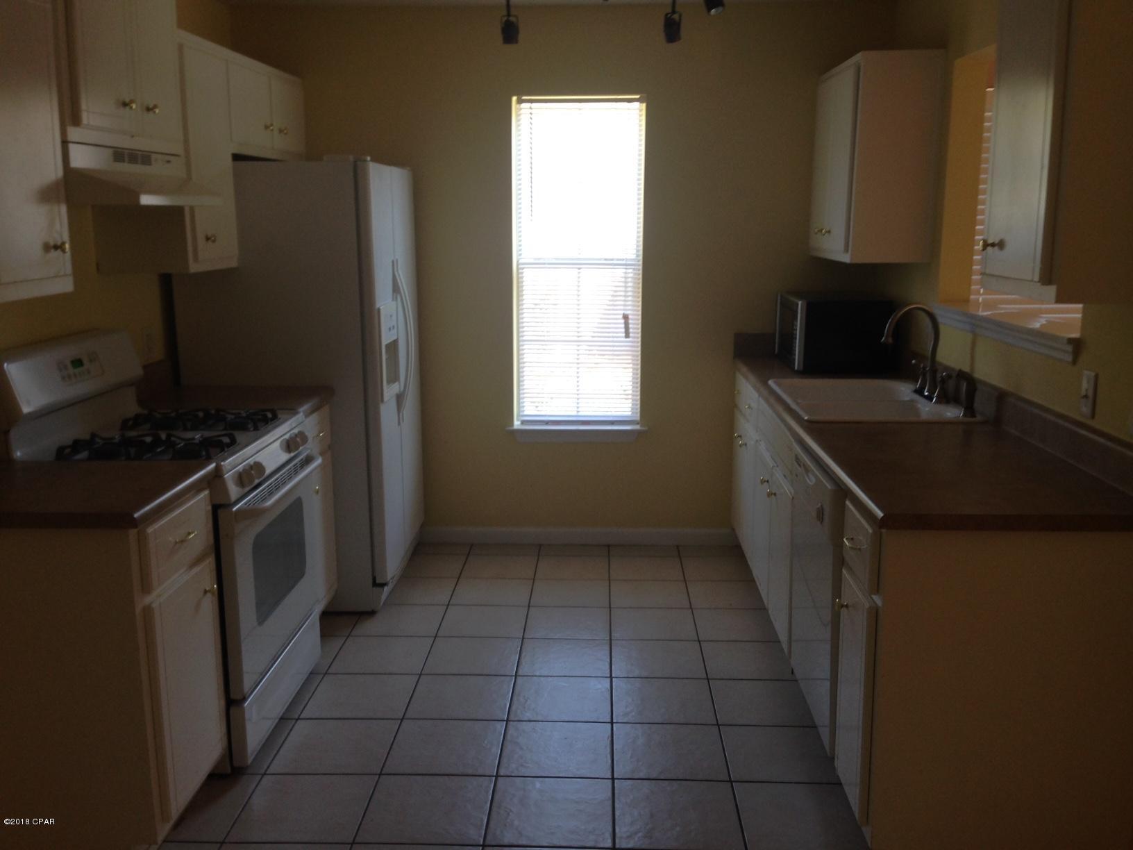 Summer Lace - Residential