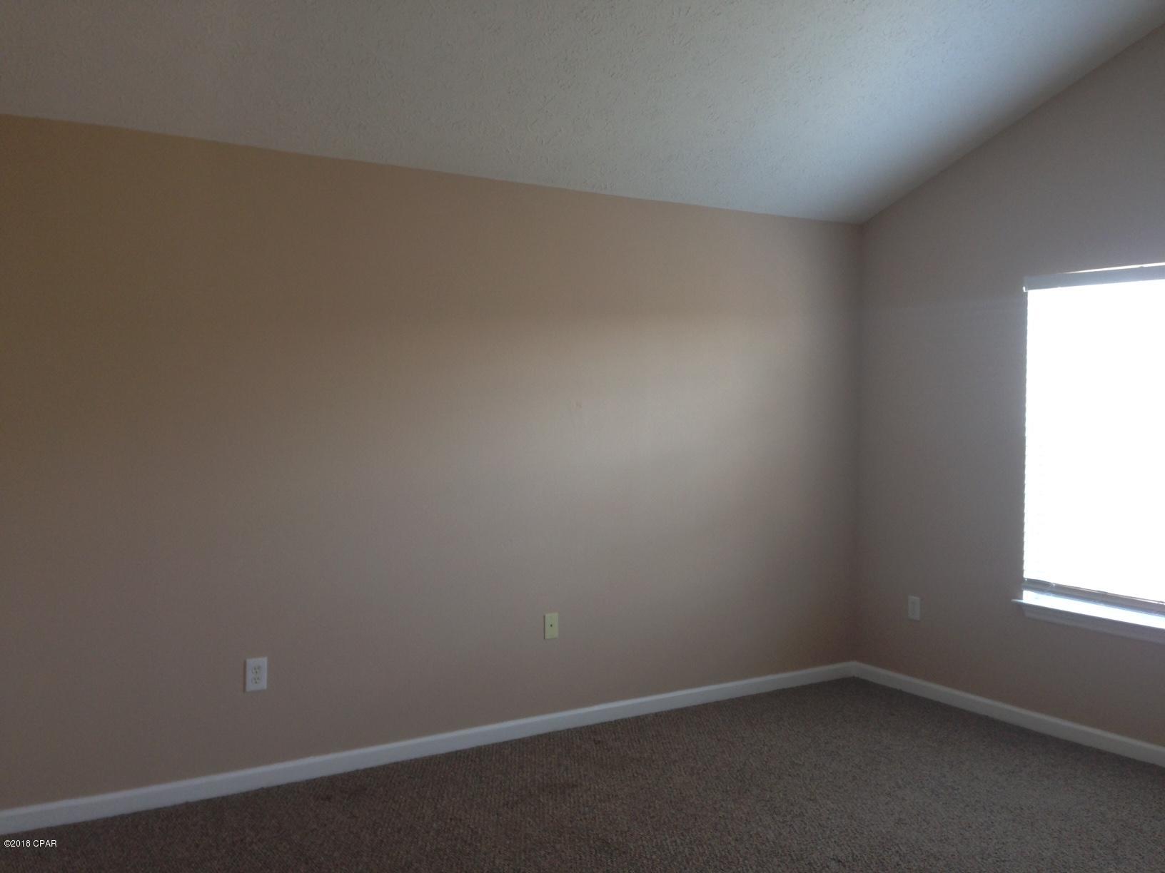 Summer Lace - Residential