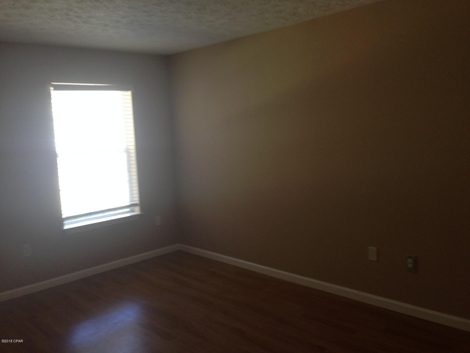 Summer Lace - Residential