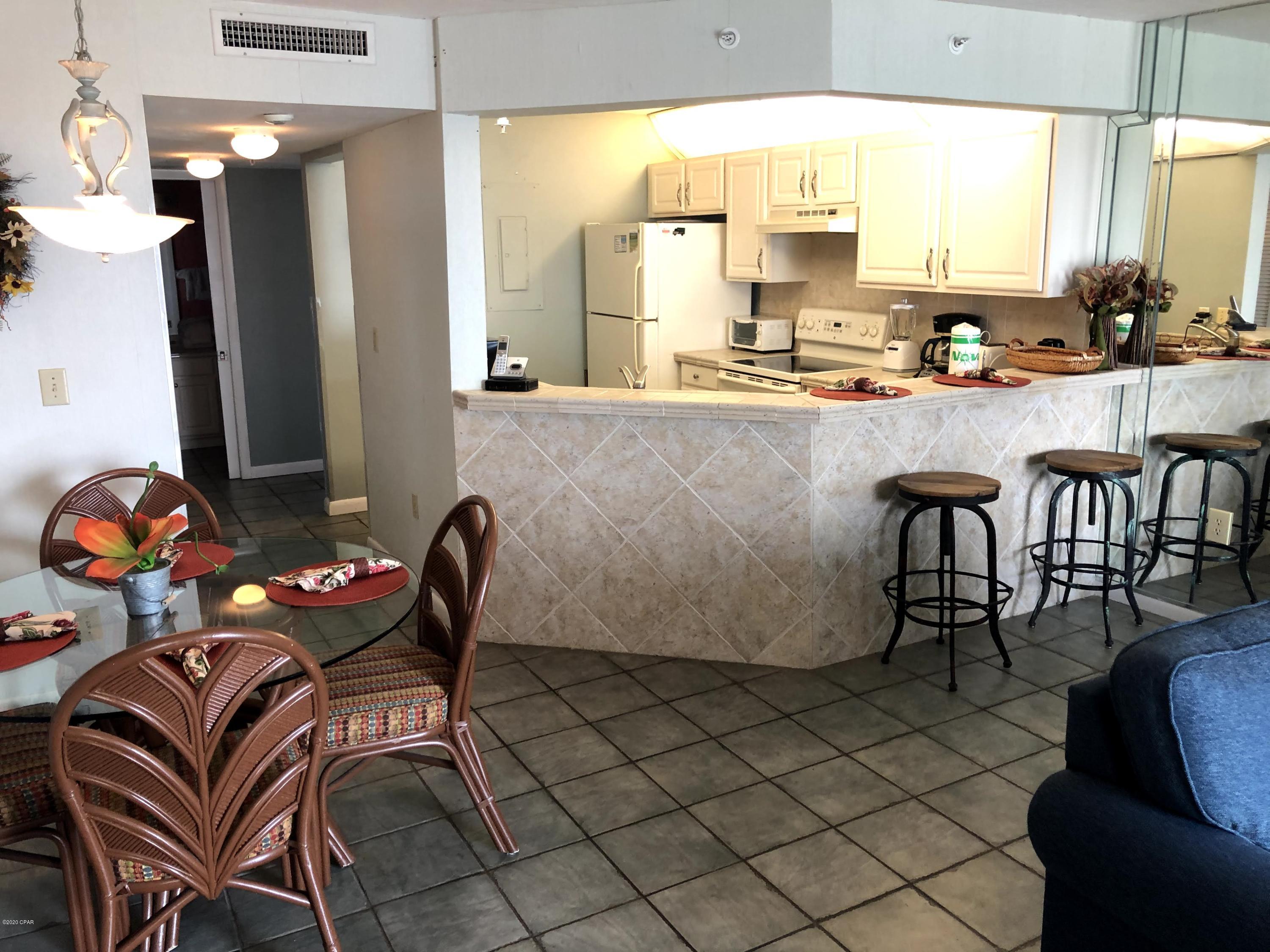 Summerhouse Condo. - Residential