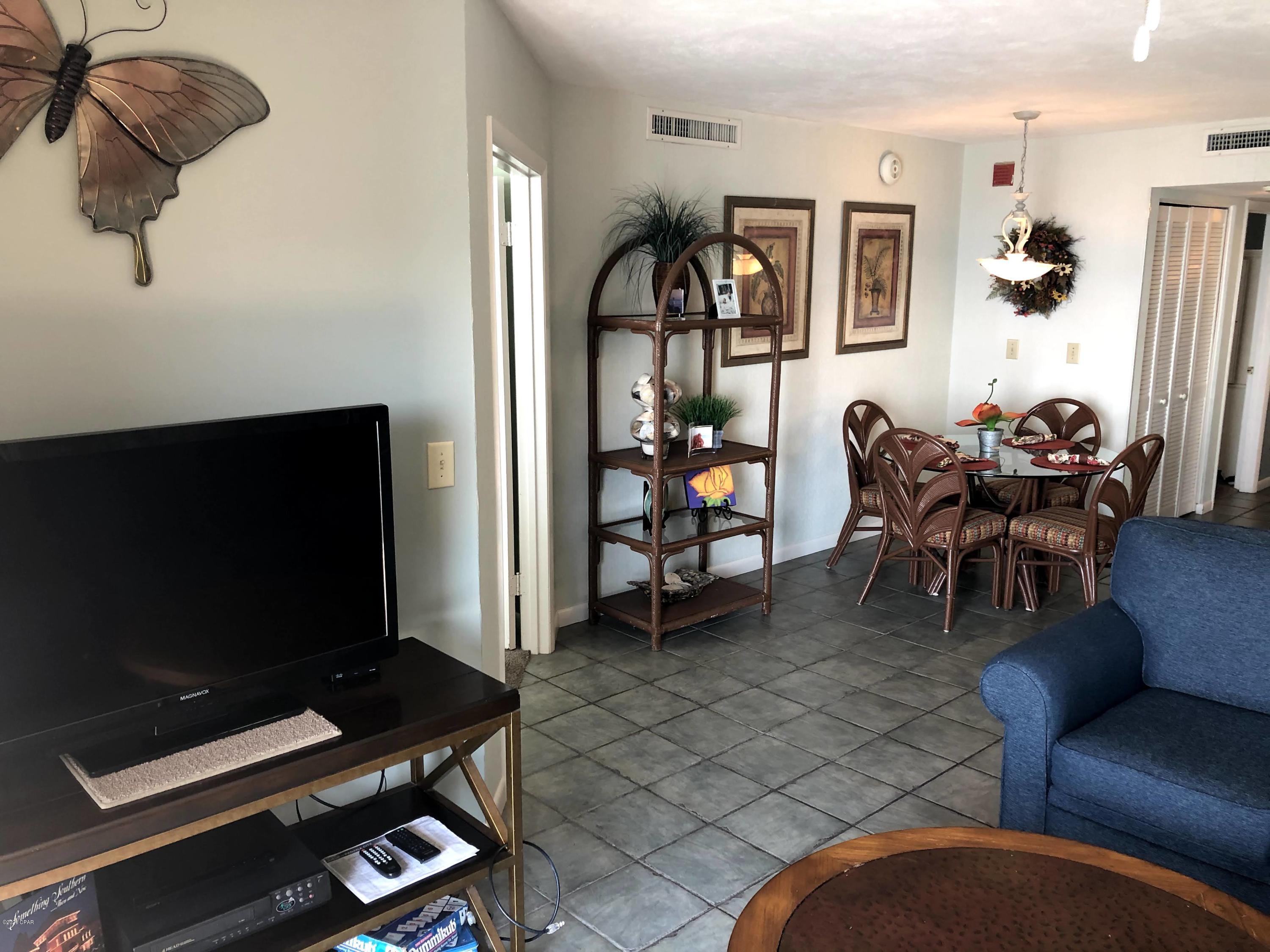 Summerhouse Condo. - Residential