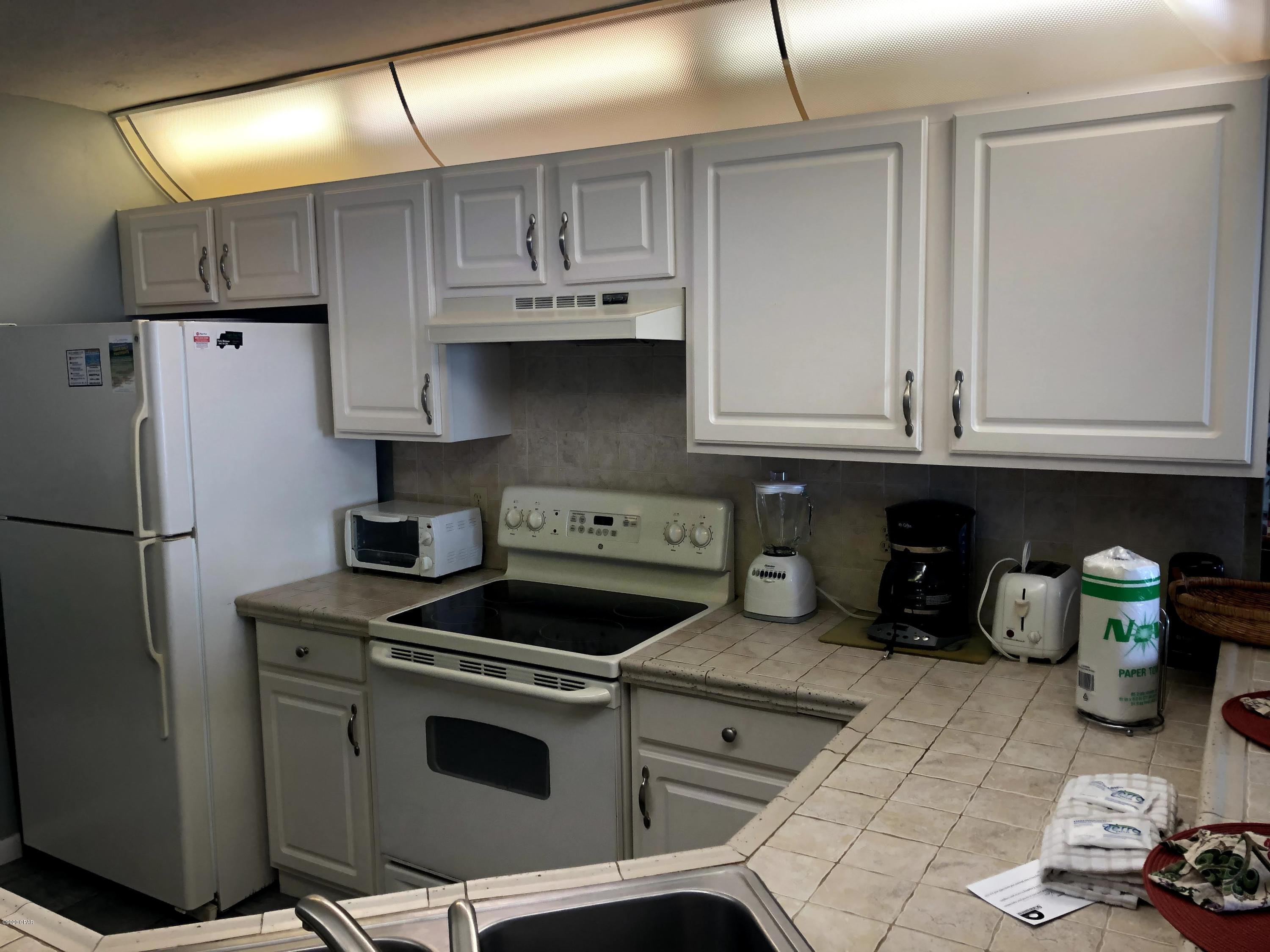 Summerhouse Condo. - Residential