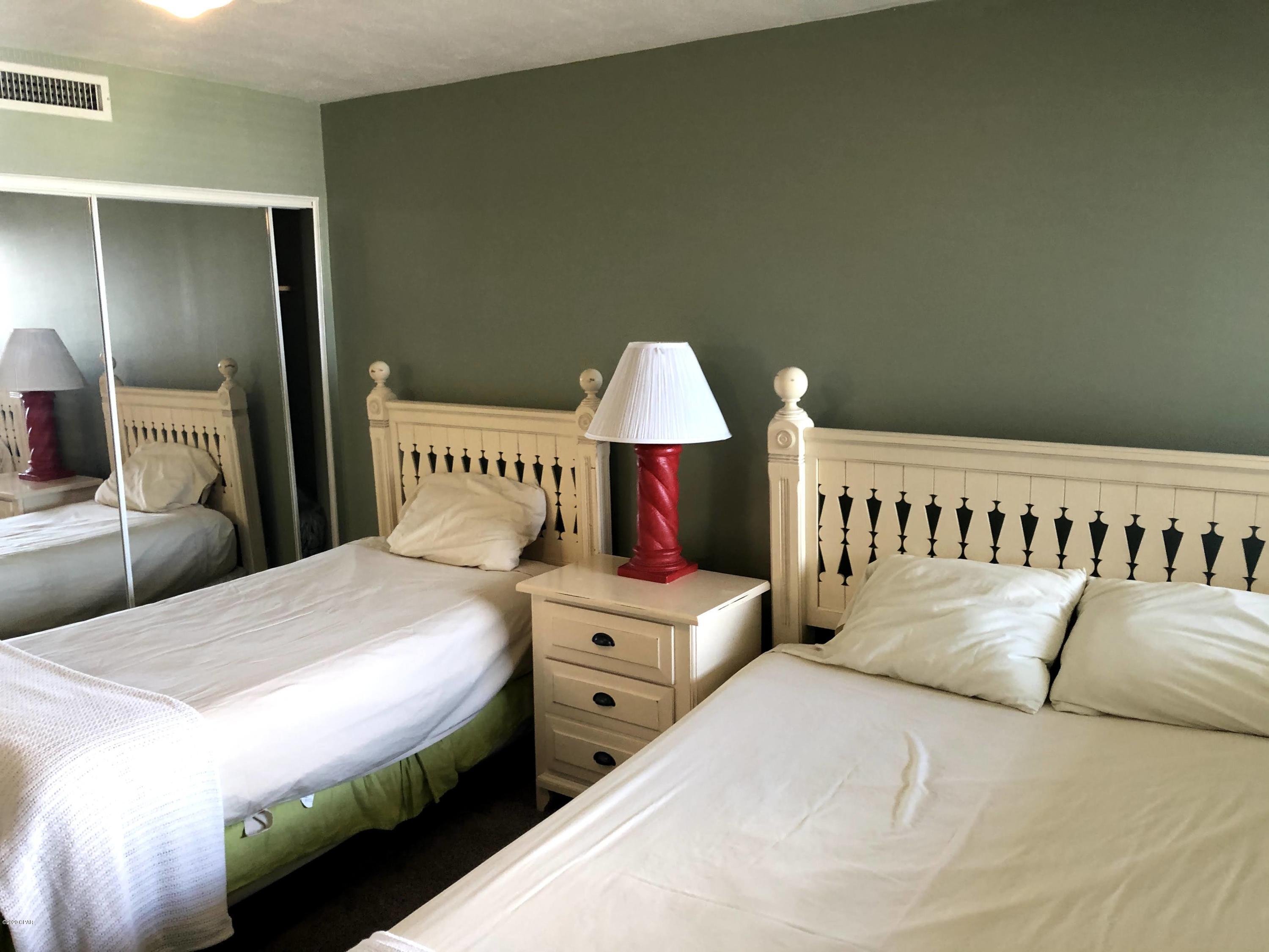 Summerhouse Condo. - Residential