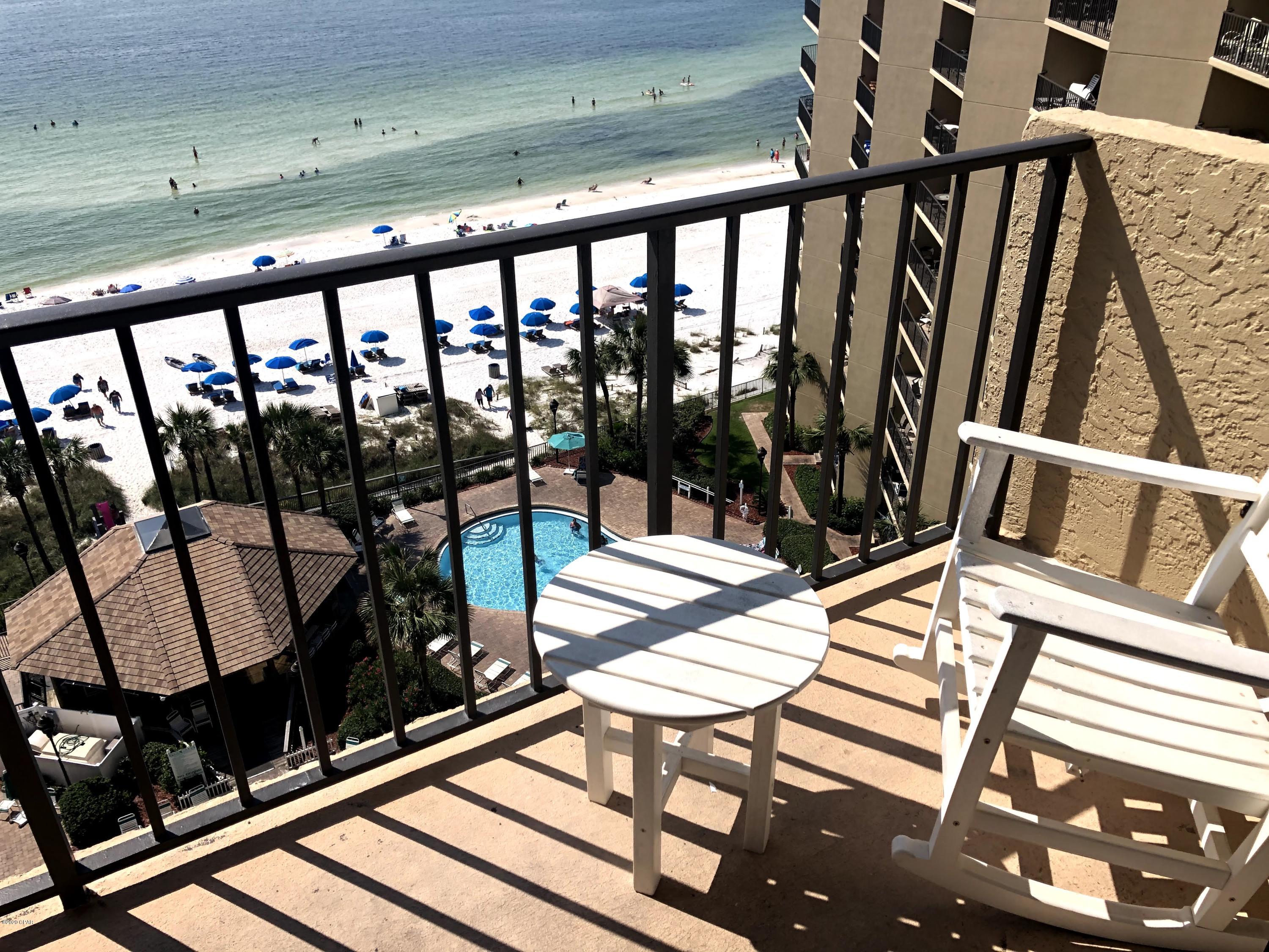 Summerhouse Condo. - Residential