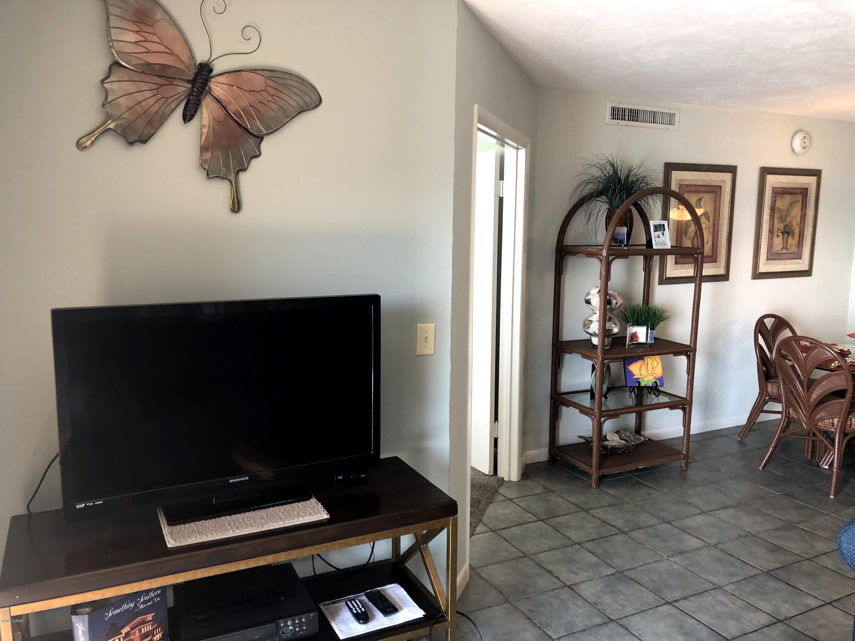 Summerhouse Condo. - Residential