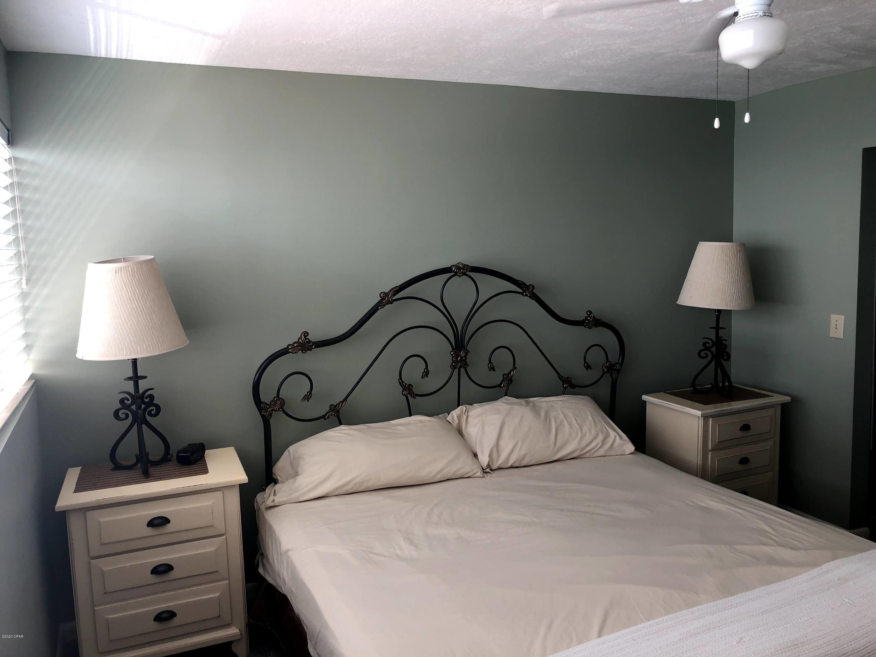 Summerhouse Condo. - Residential