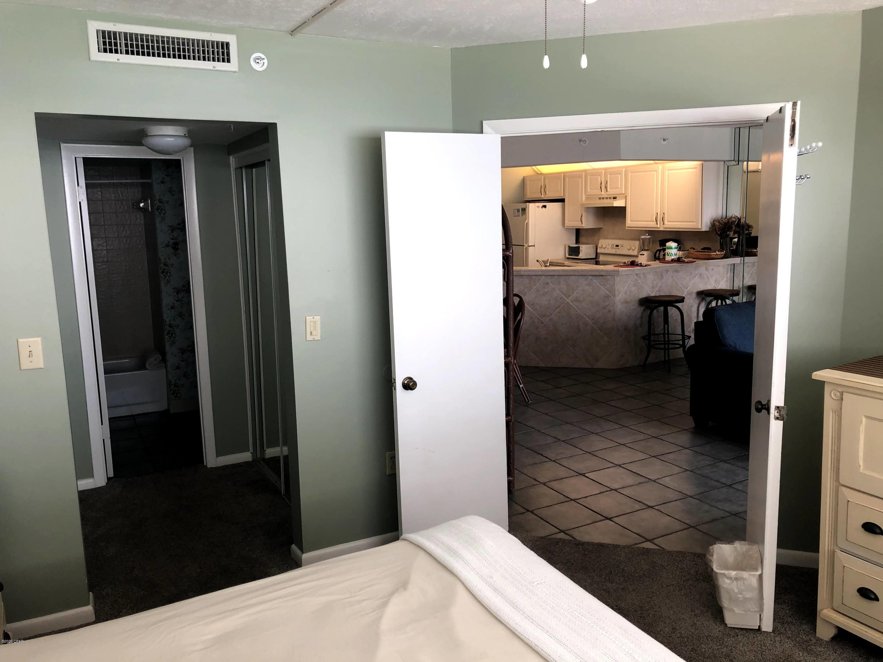 Summerhouse Condo. - Residential