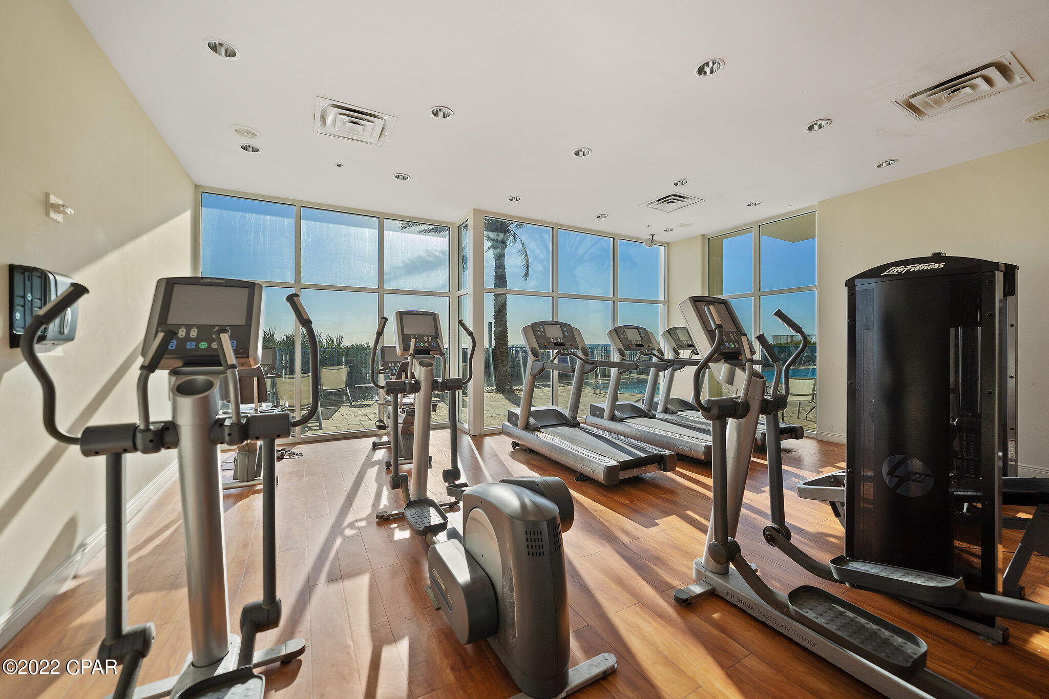 Sterling Breeze - Residential