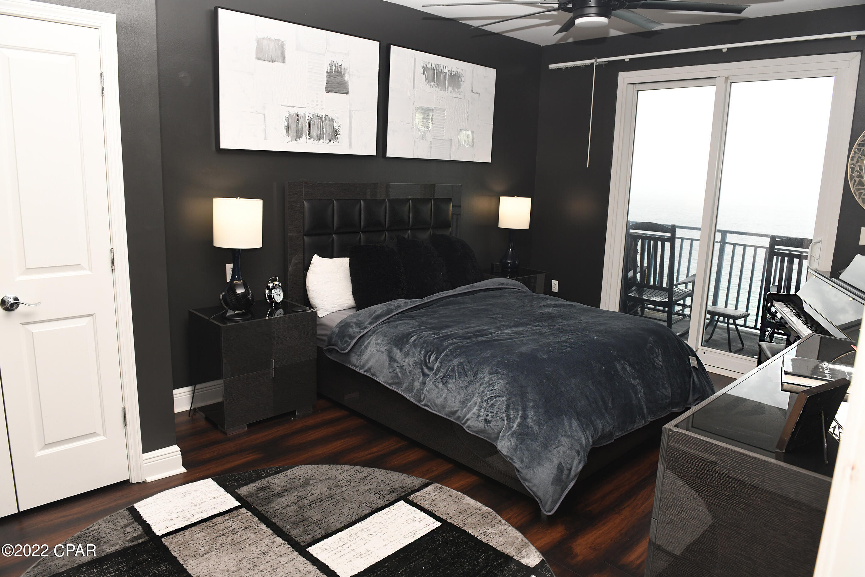 Sterling Breeze - Residential