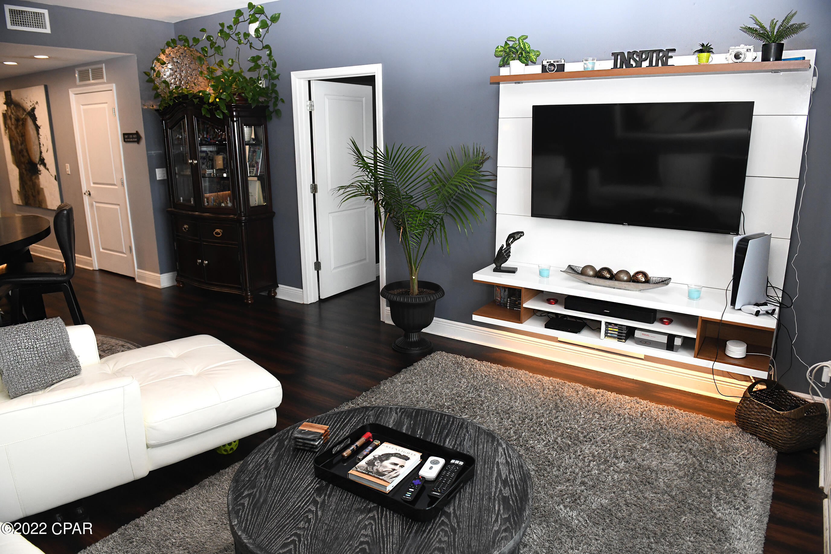 Sterling Breeze - Residential