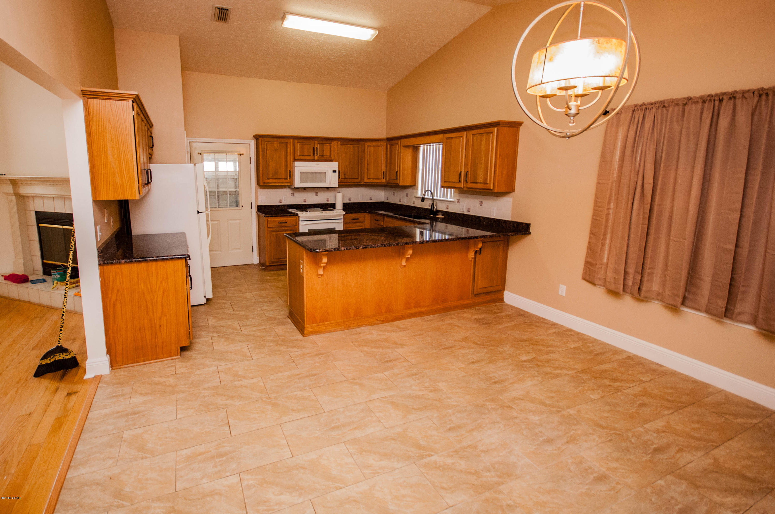 North Lagoon Oaks 8th Add - Residential